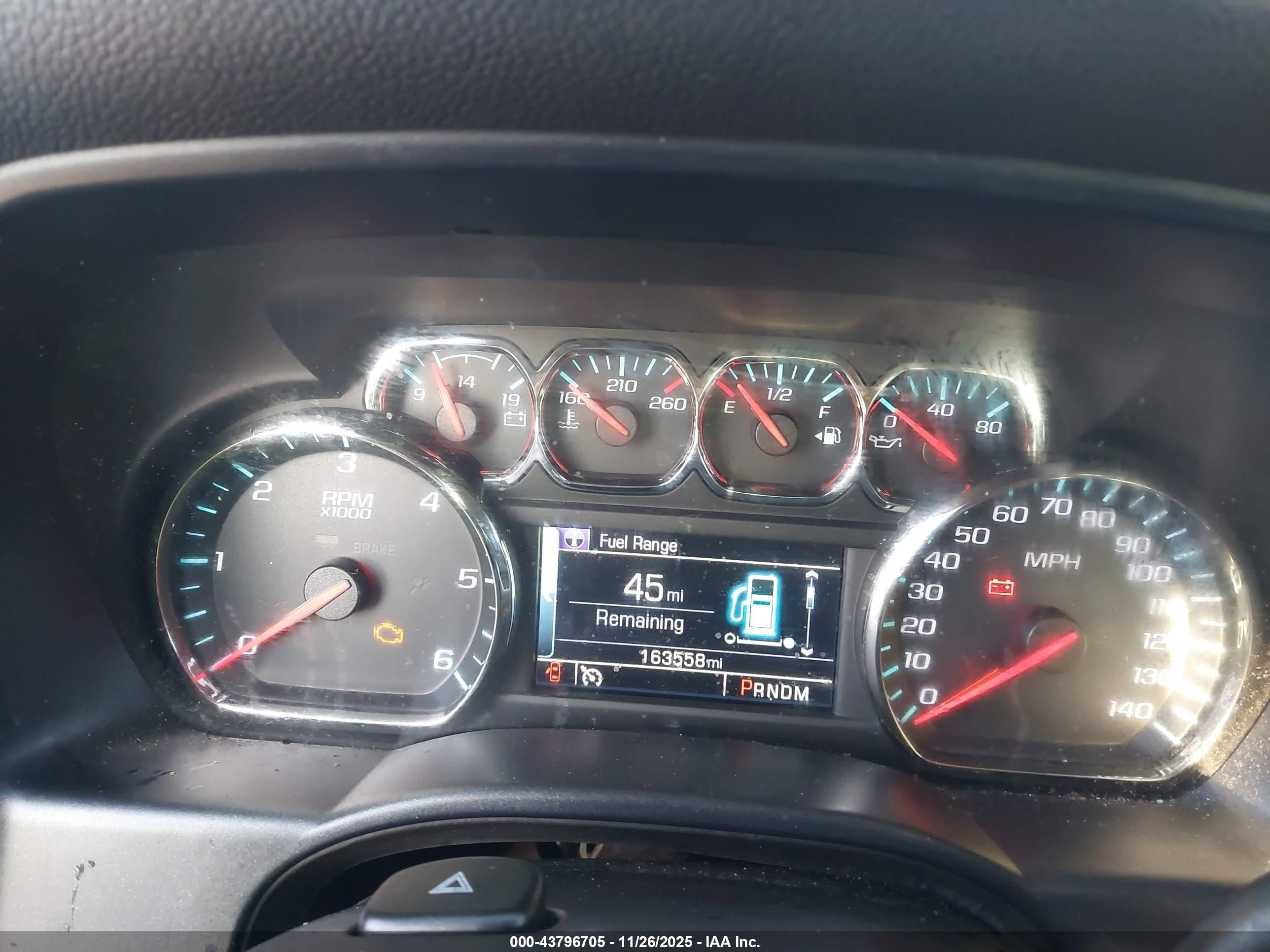 CHEVROLET SILVERADO image 7