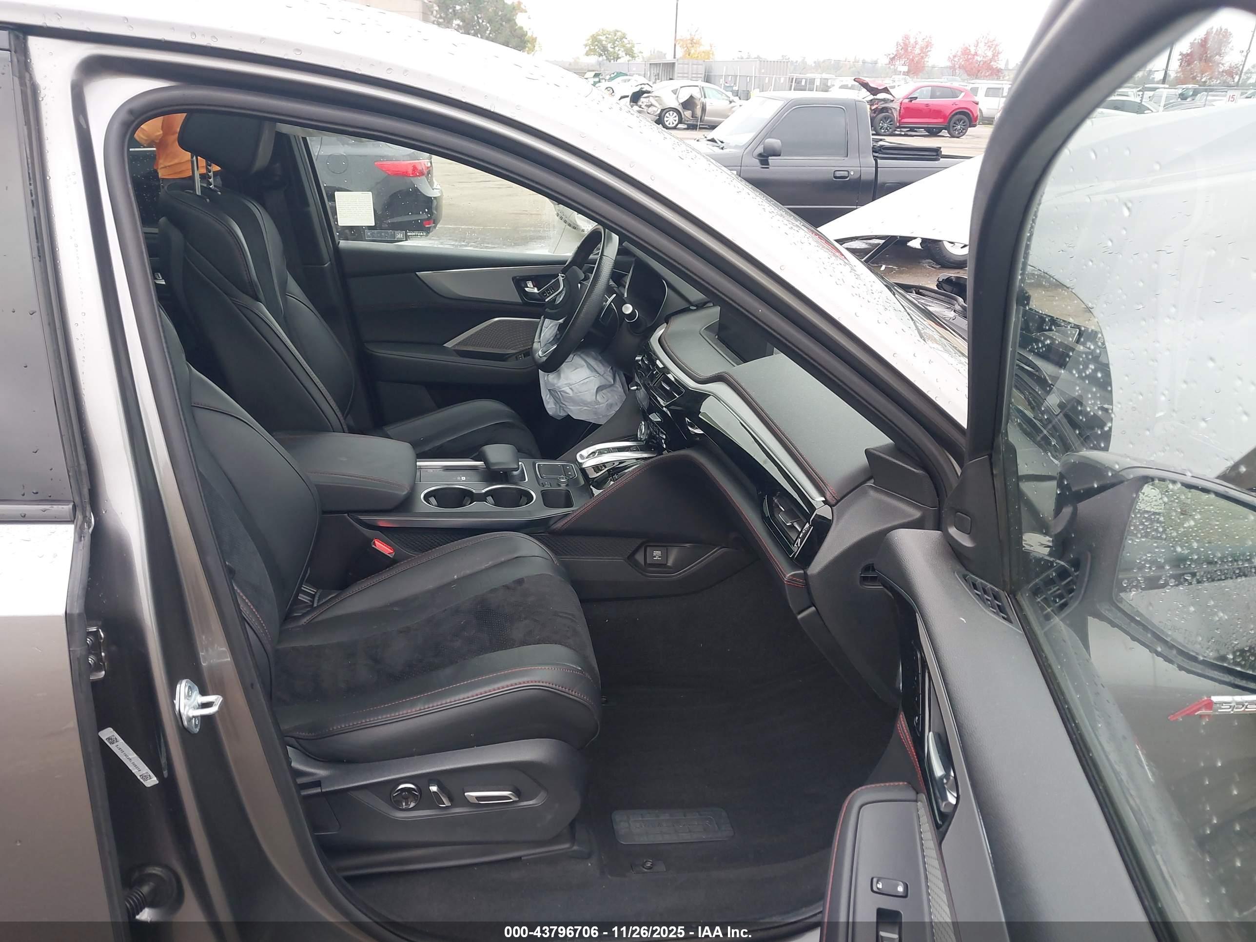 ACURA MDX image 5