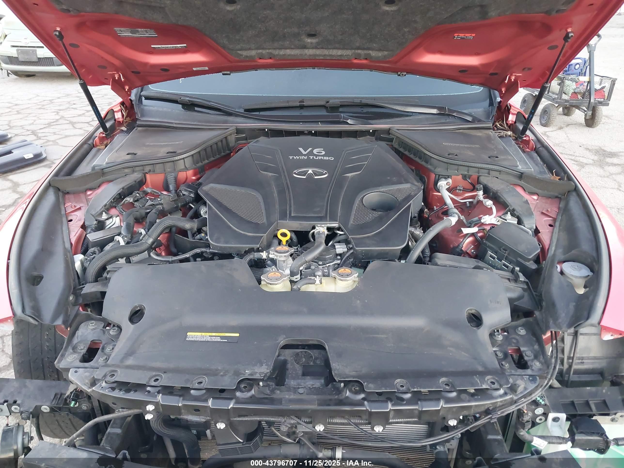 INFINITI Q50 image 10