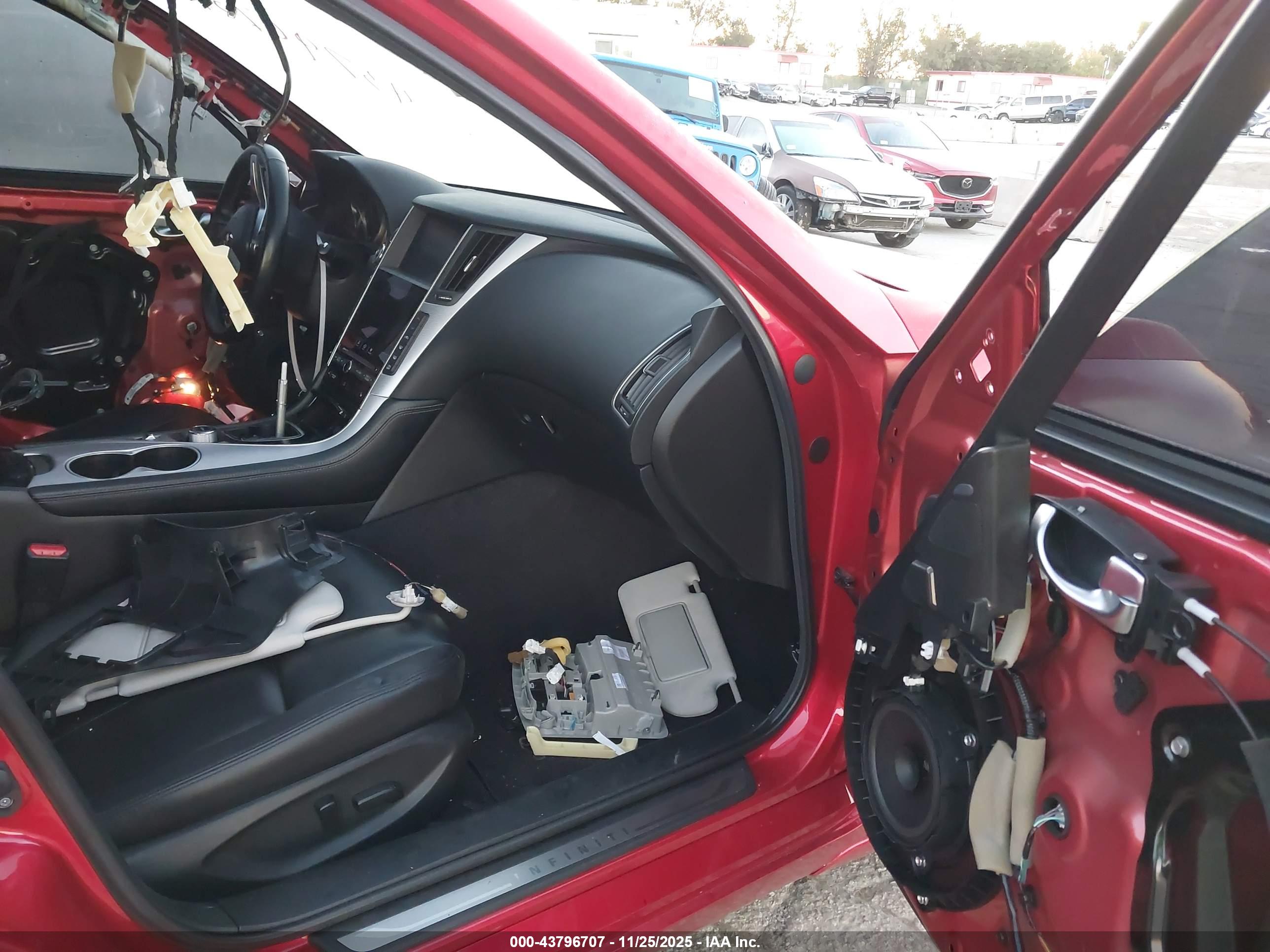 INFINITI Q50 image 5