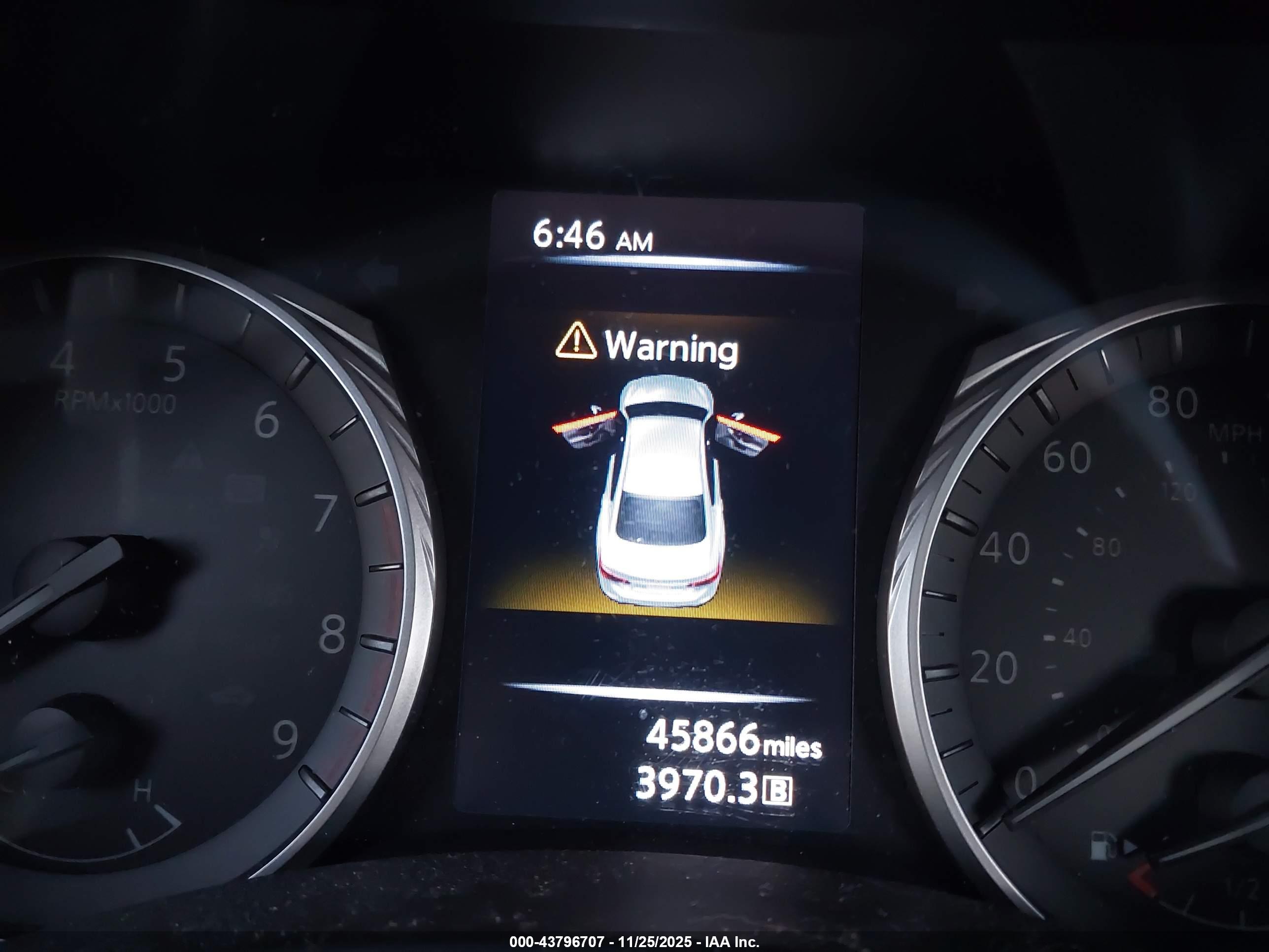 INFINITI Q50 image 7