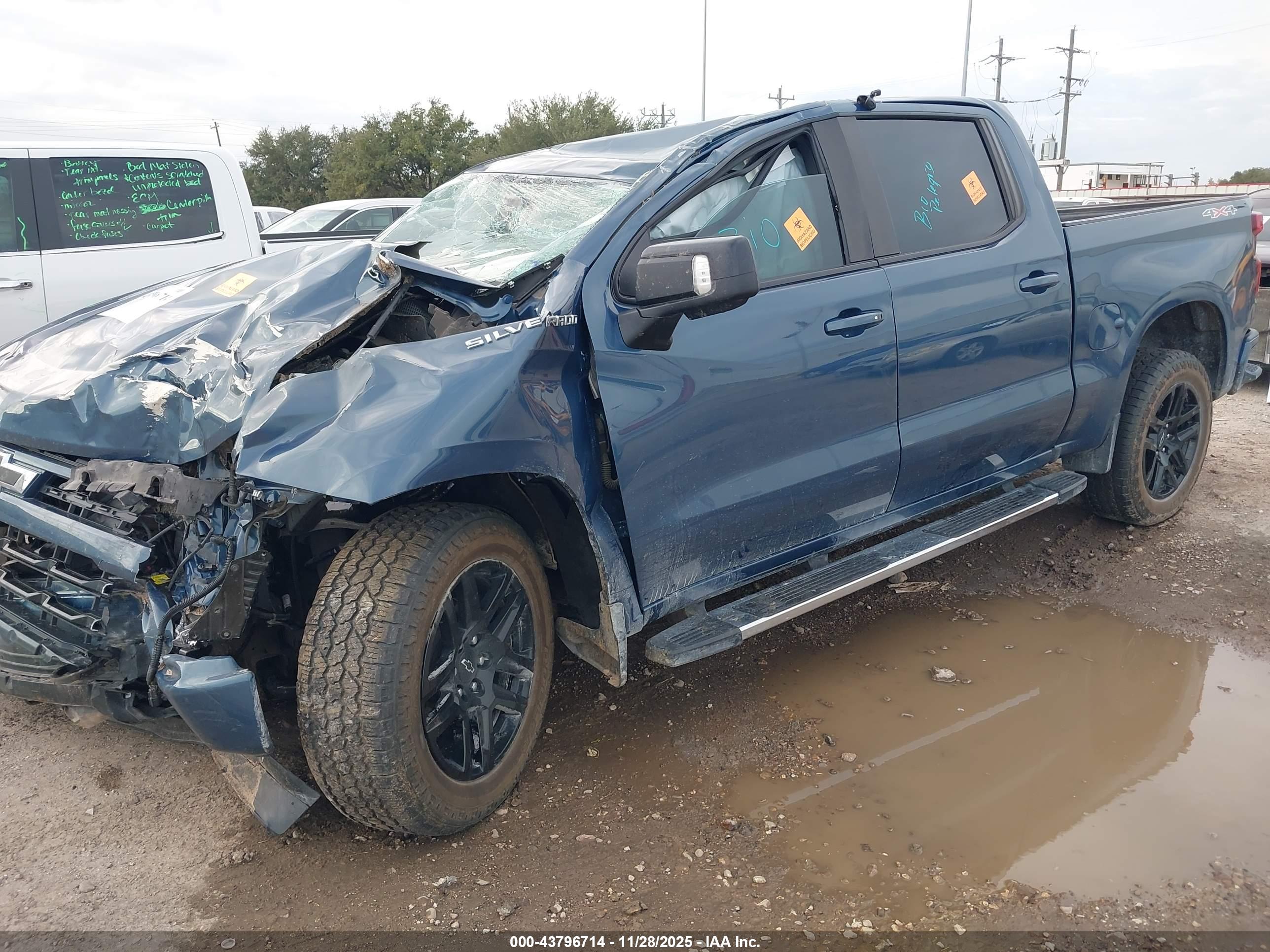 CHEVROLET SILVERADO image 2