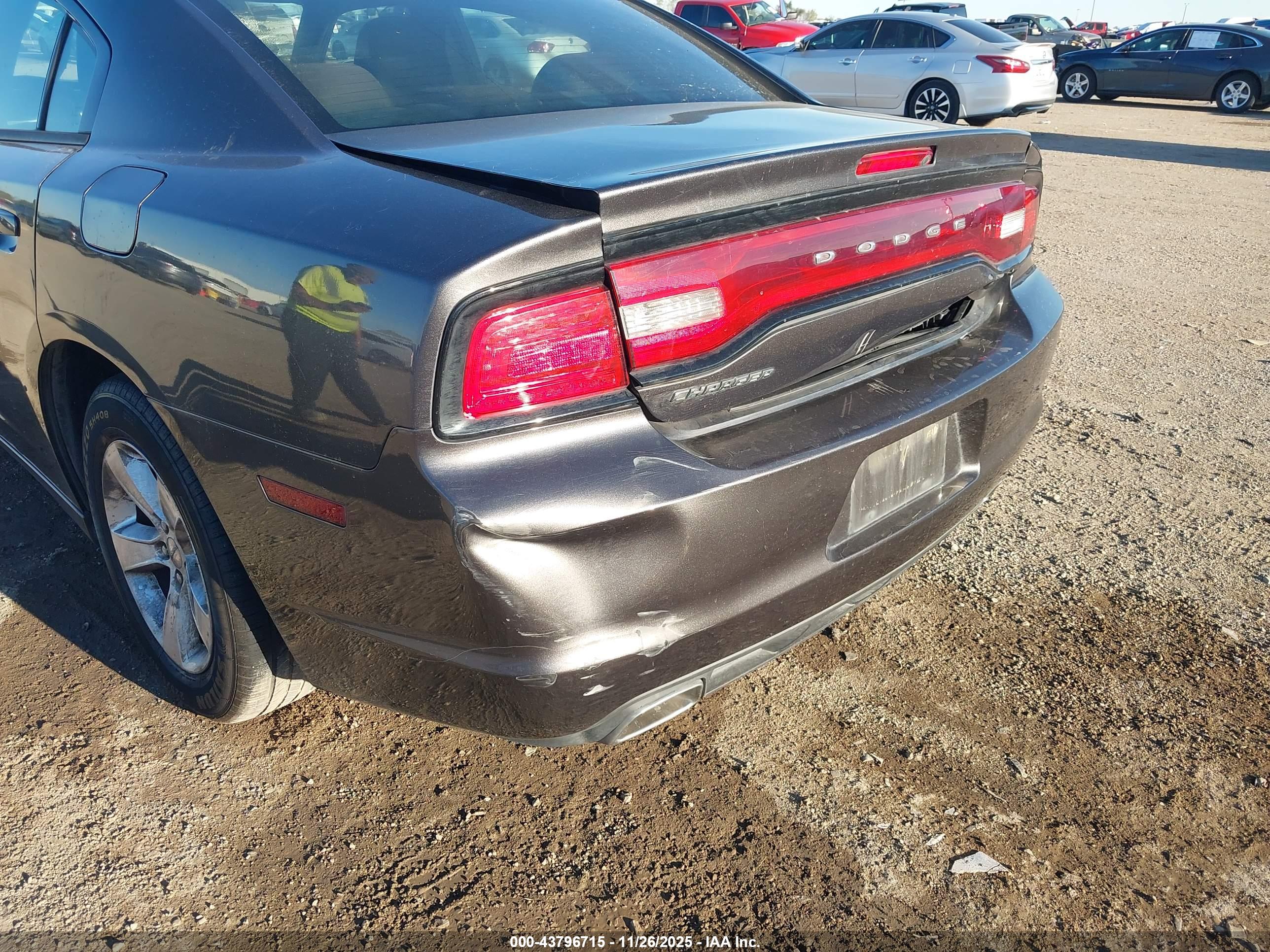 DODGE CHARGER image 6
