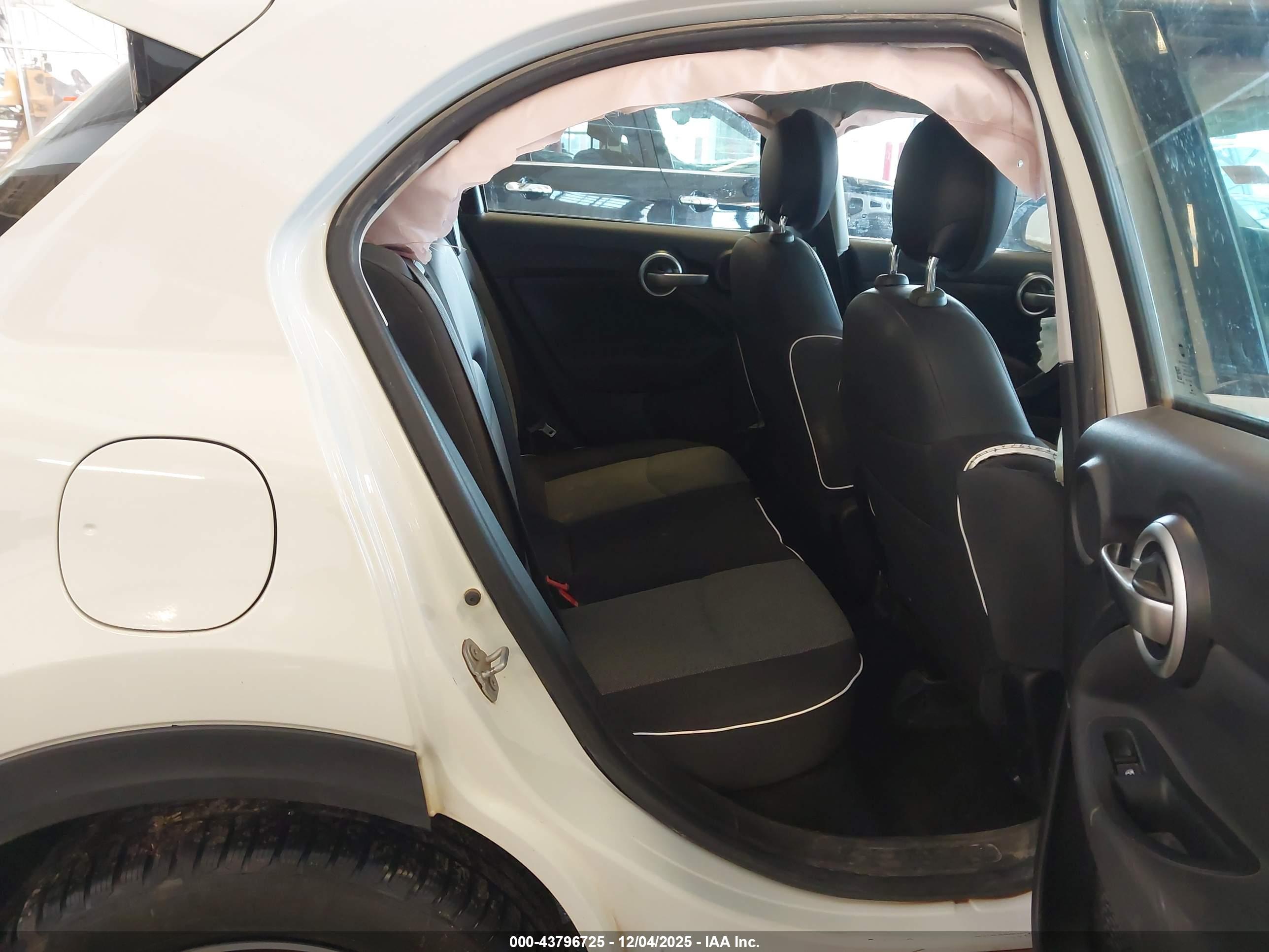FIAT 500X image 8