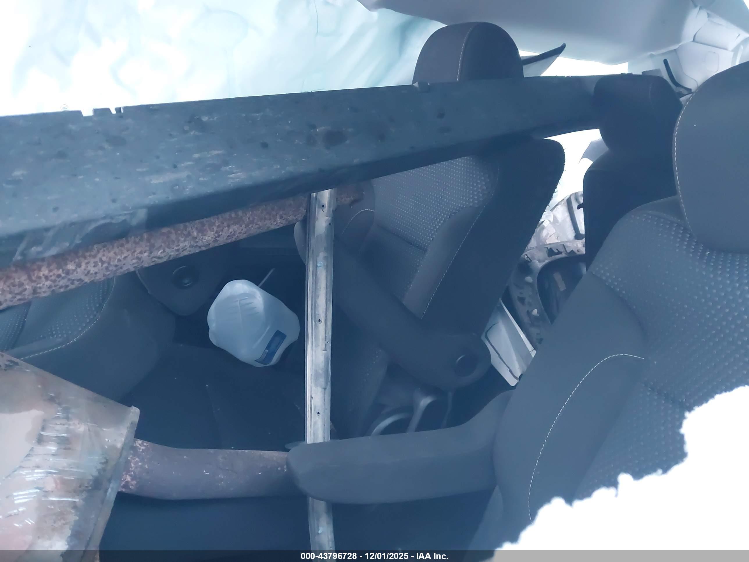 GMC ACADIA image 8