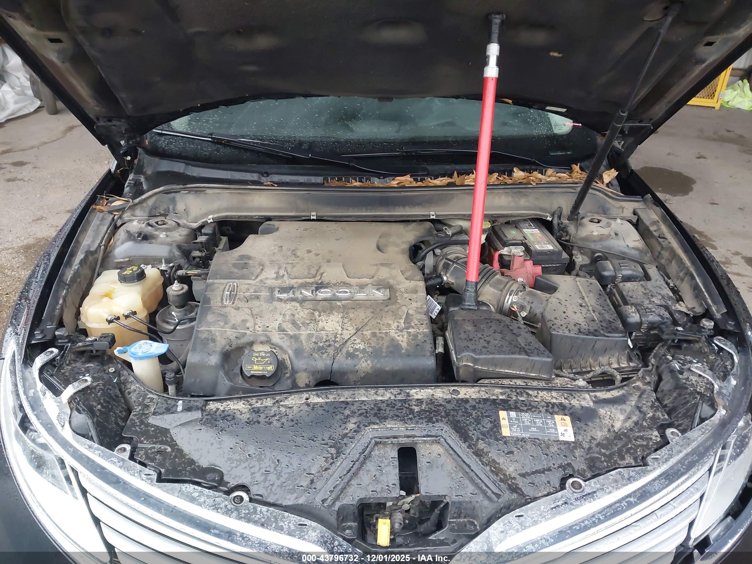 LINCOLN MKZ image 10