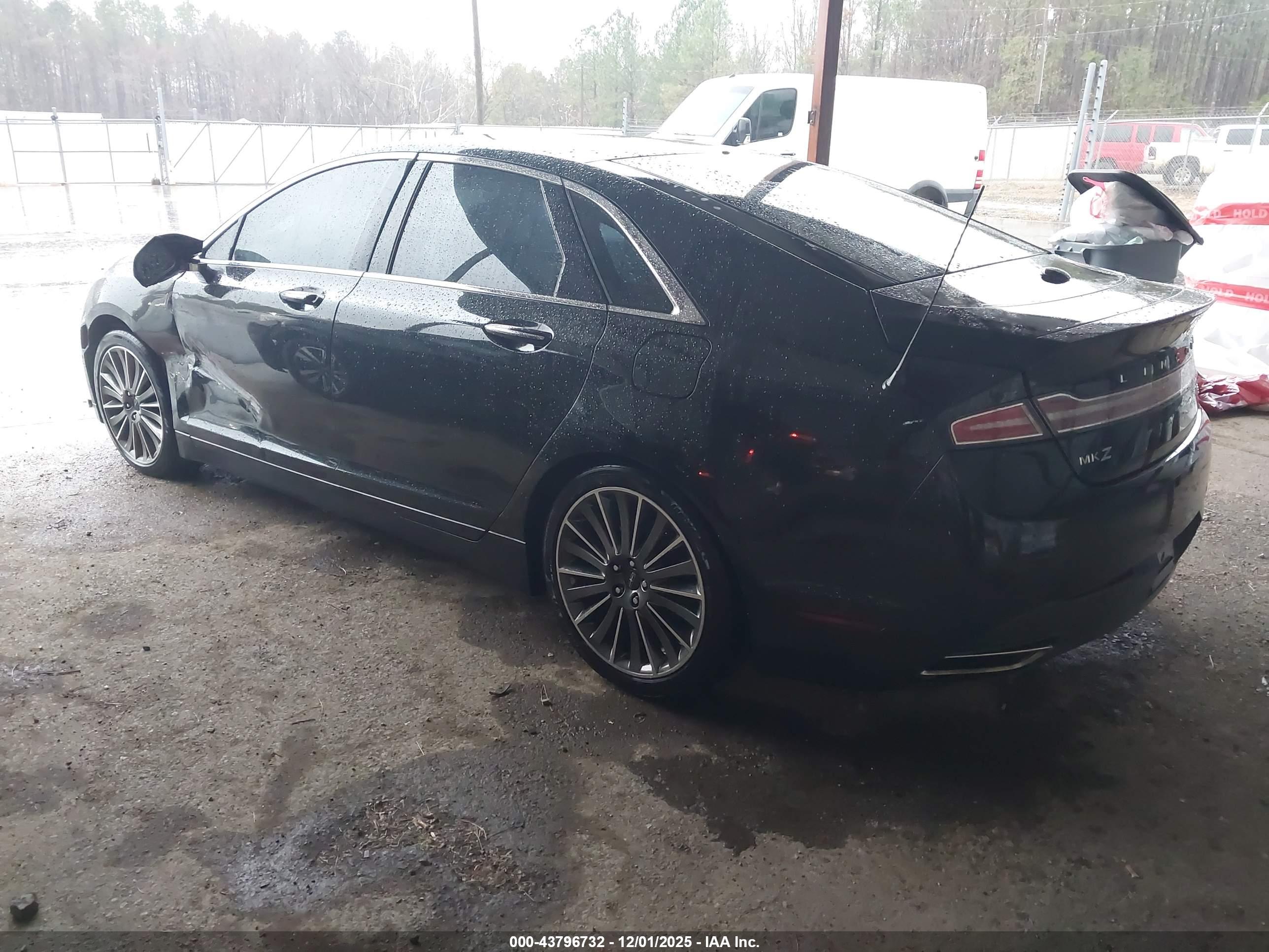 LINCOLN MKZ image 3