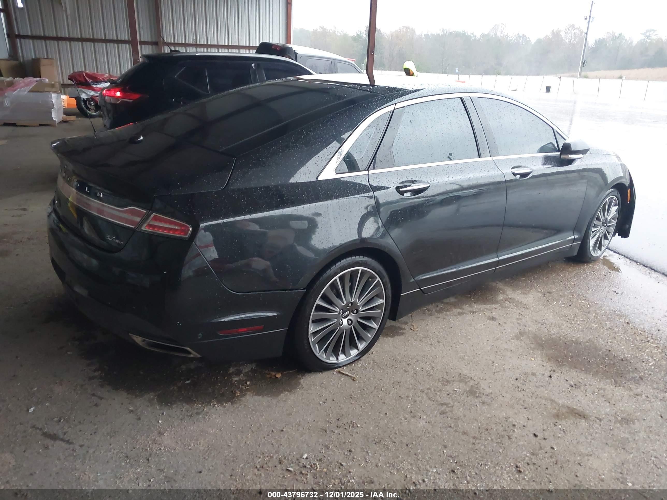 LINCOLN MKZ image 4