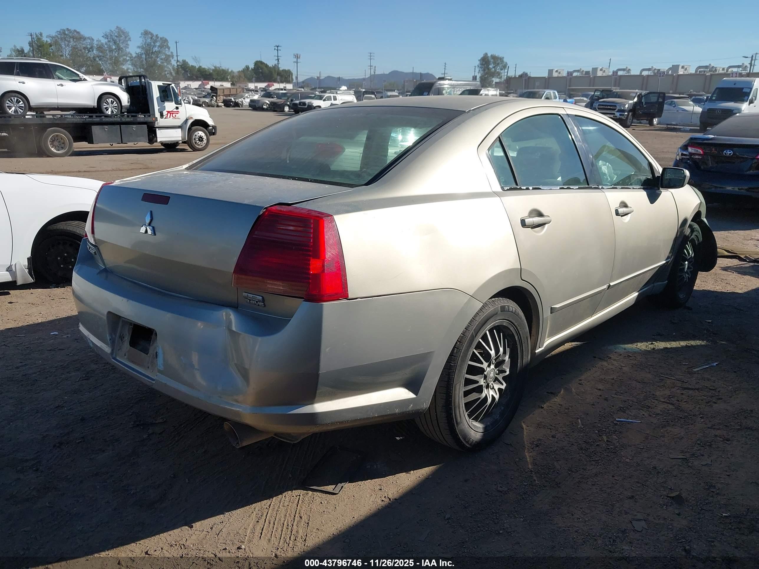 MITSUBISHI GALANT image 4