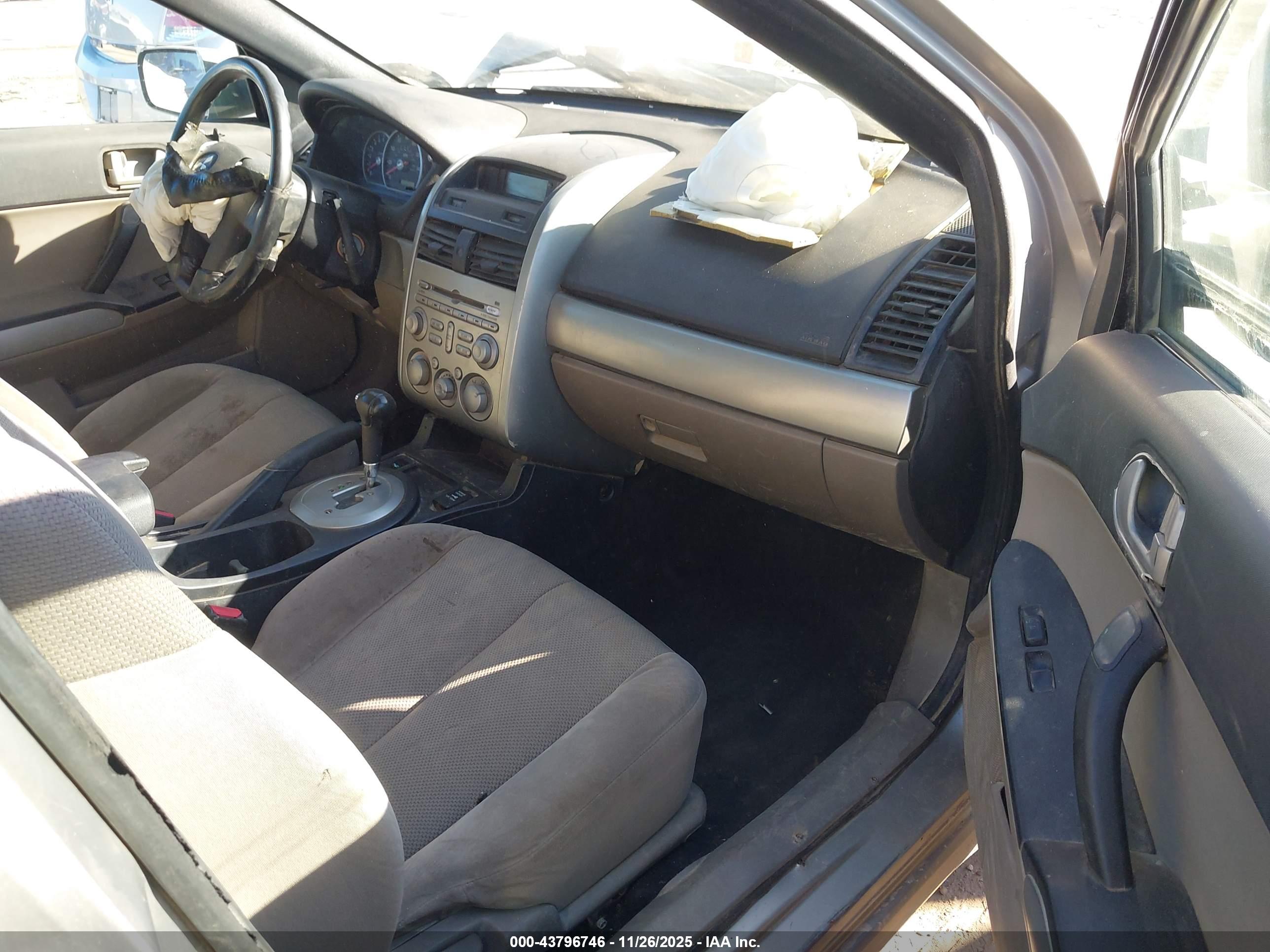 MITSUBISHI GALANT image 5