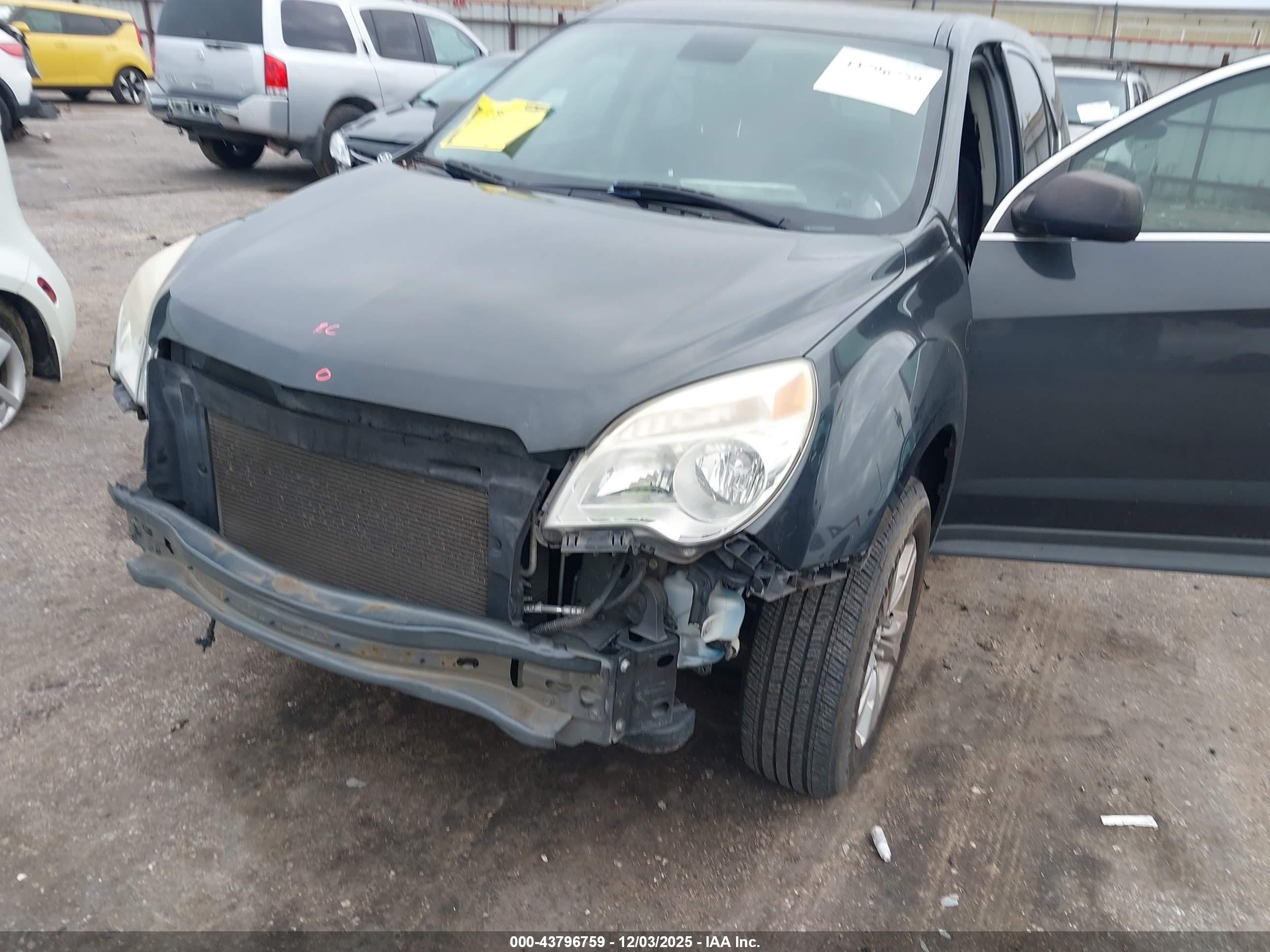 CHEVROLET EQUINOX image 6