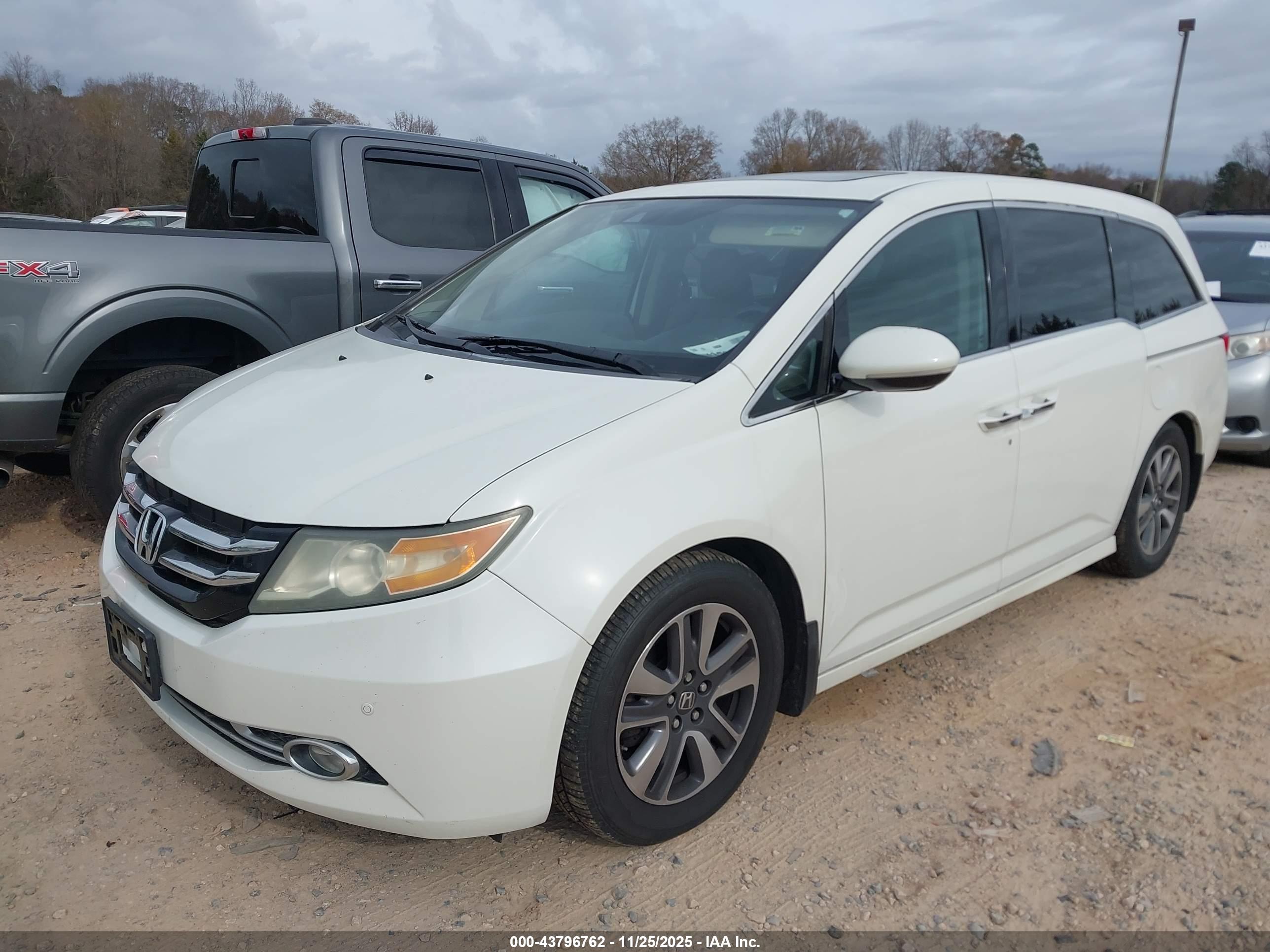 HONDA ODYSSEY image 2