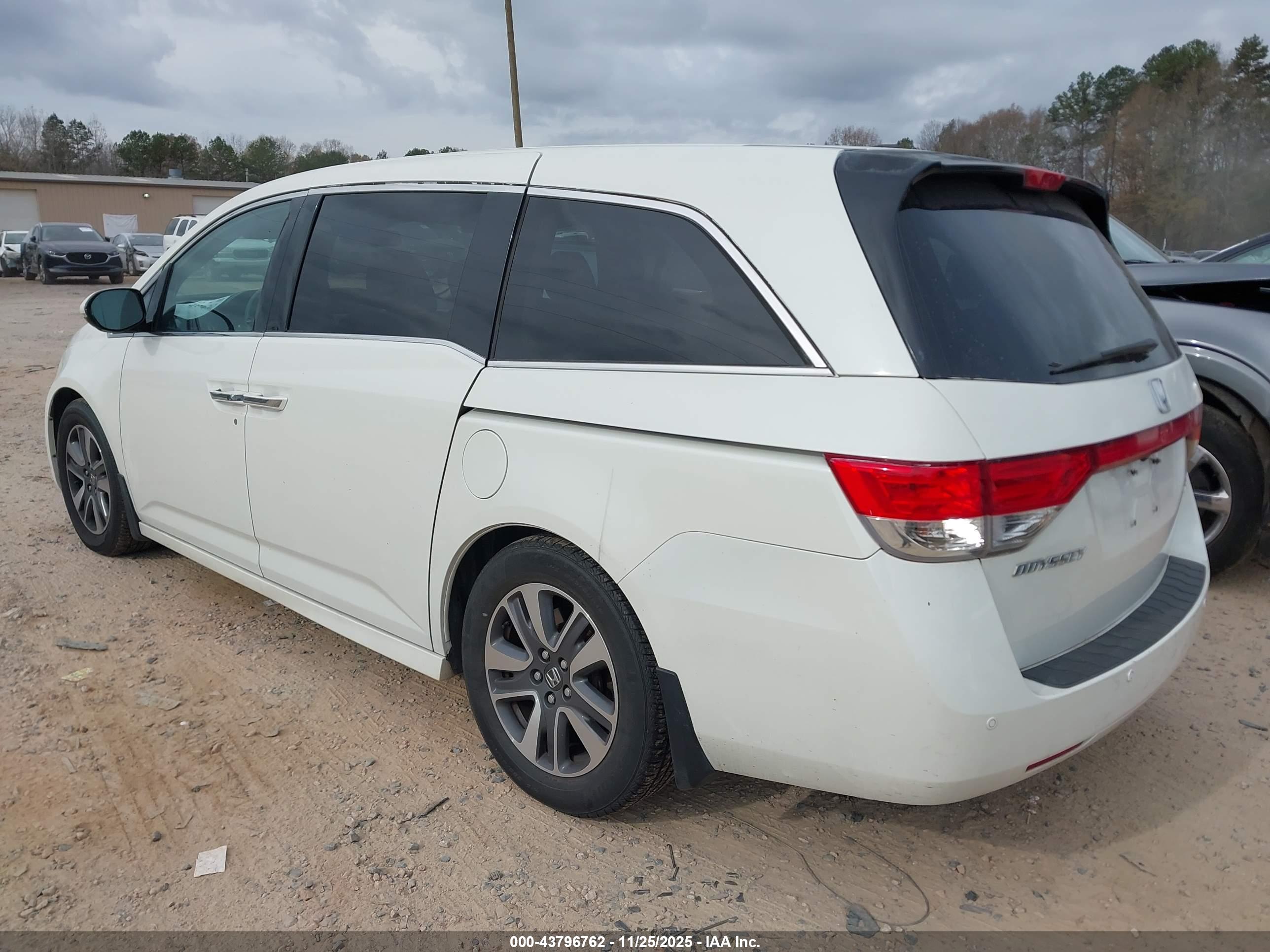 HONDA ODYSSEY image 3