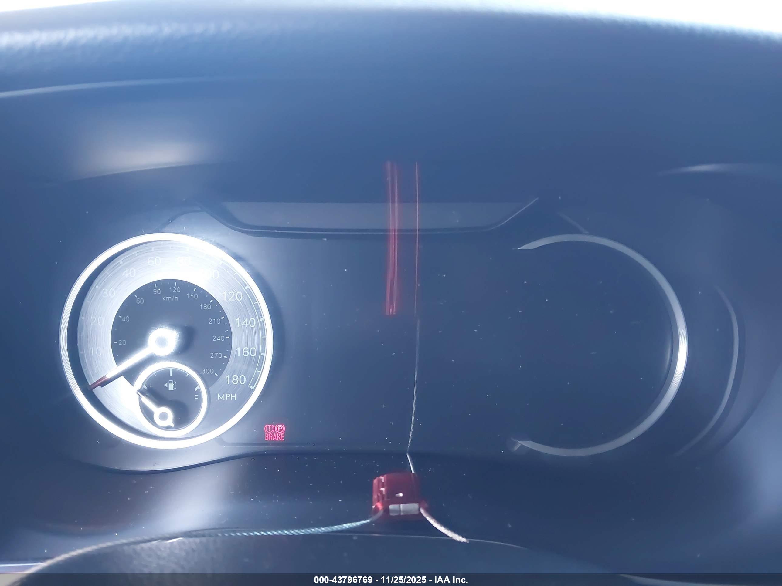 GENESIS G70 image 7