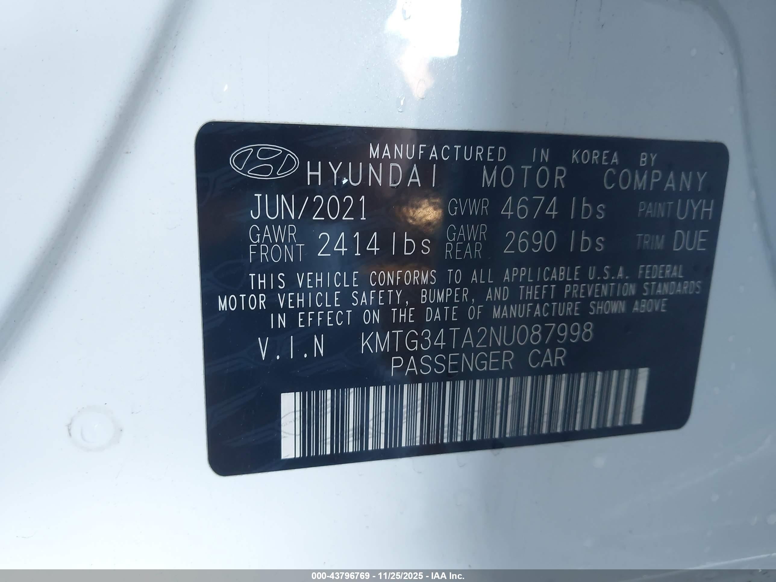 GENESIS G70 image 9