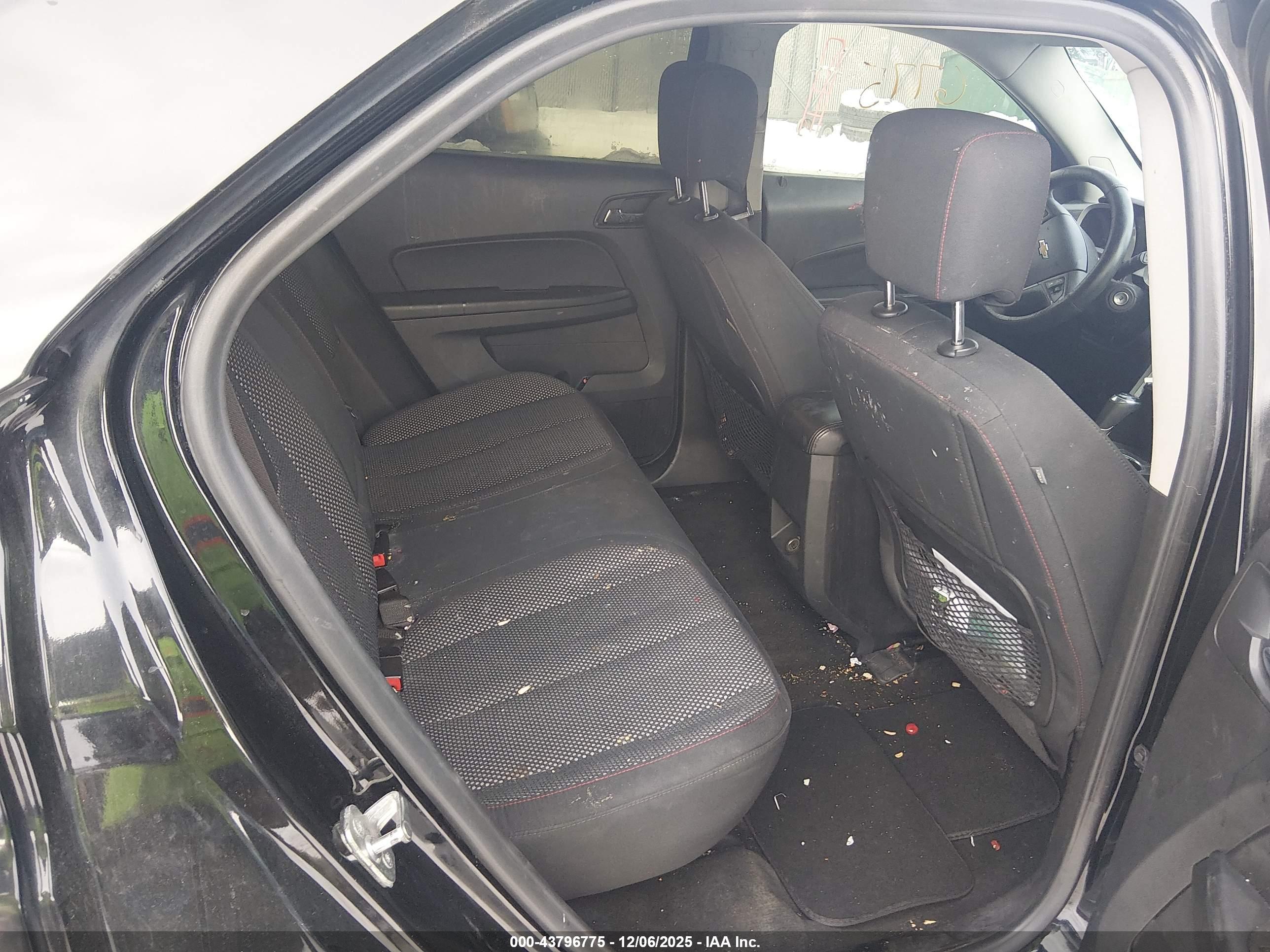 CHEVROLET EQUINOX image 8