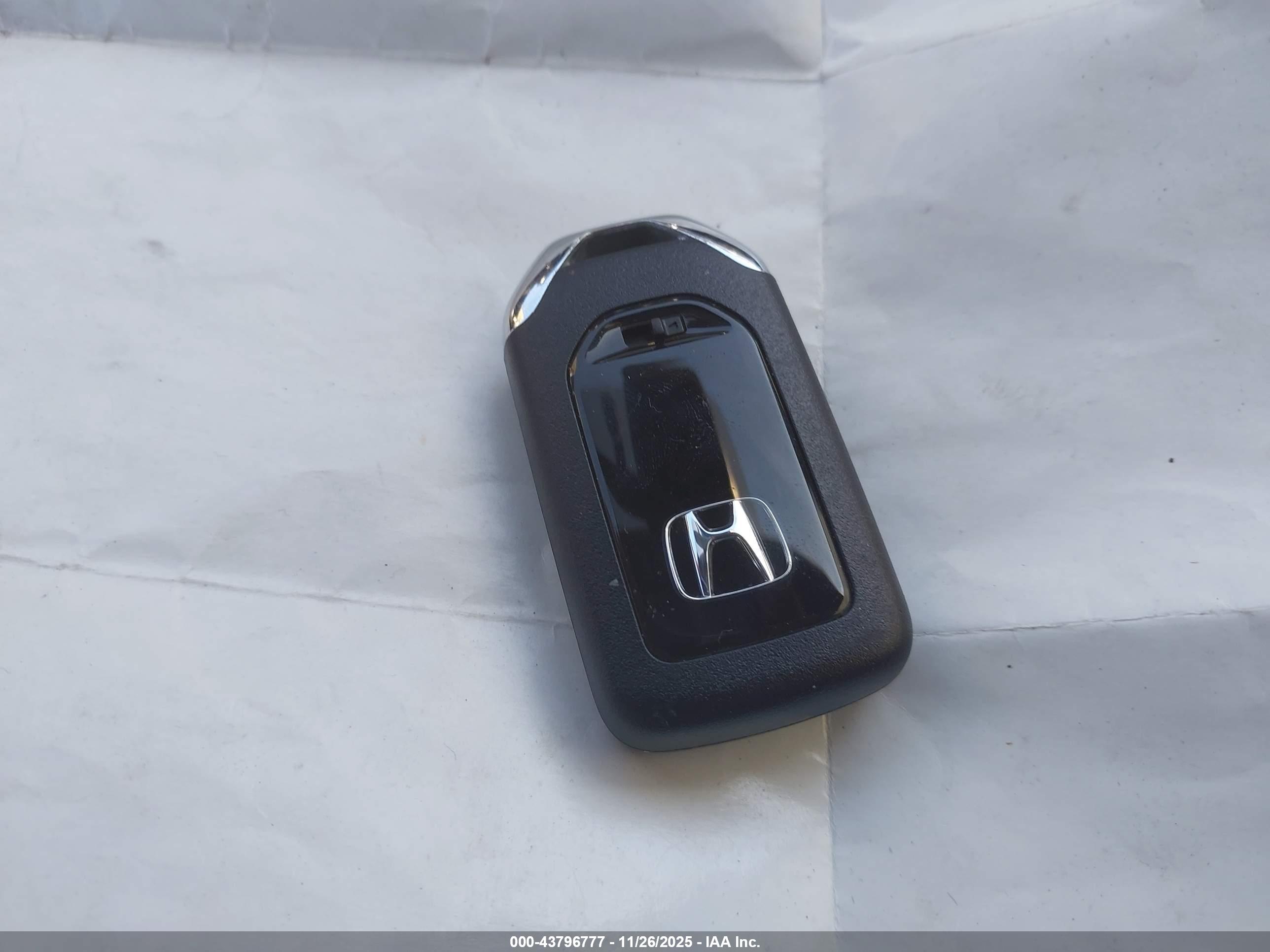 HONDA ACCORD image 11