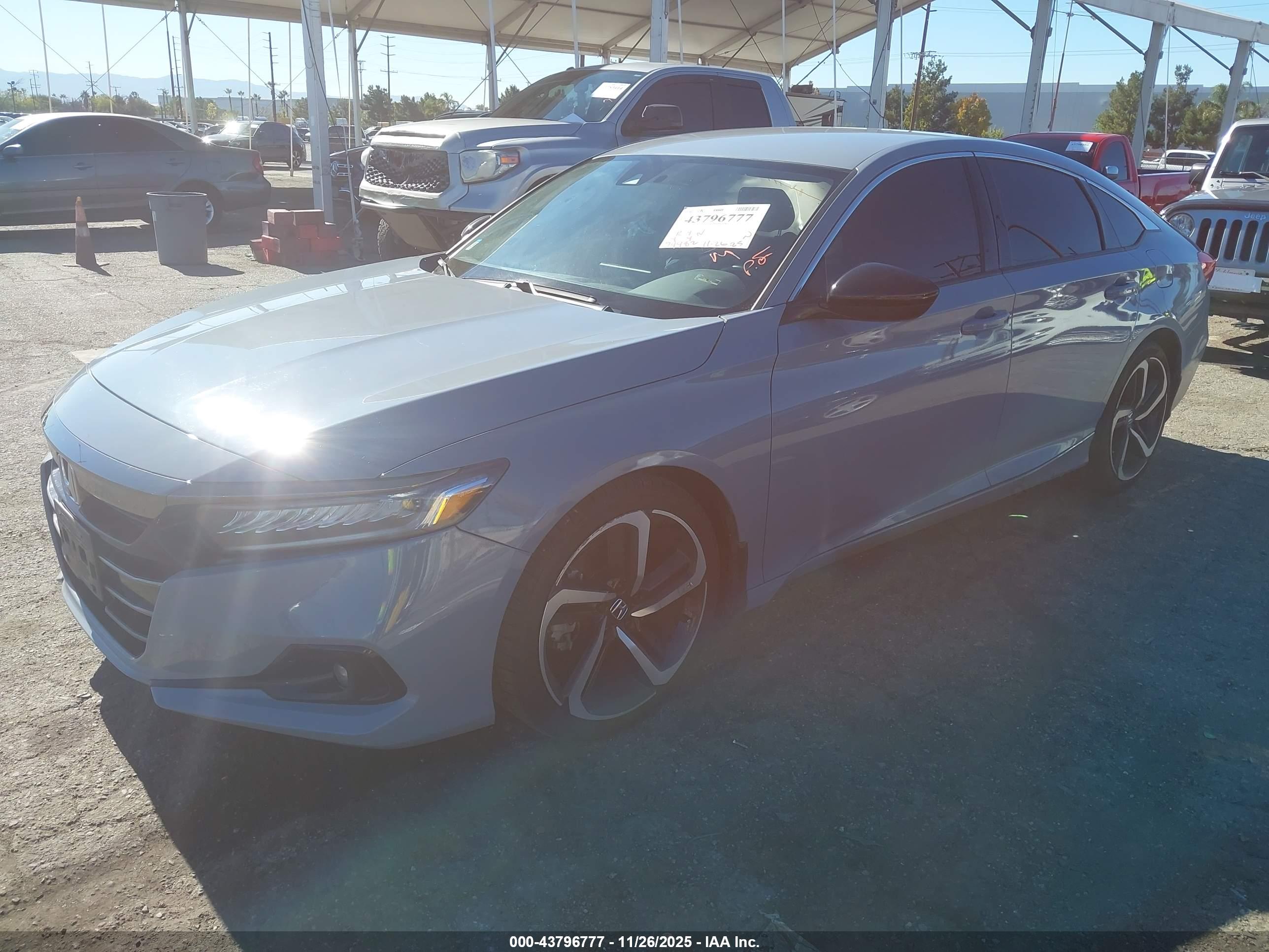 HONDA ACCORD image 2