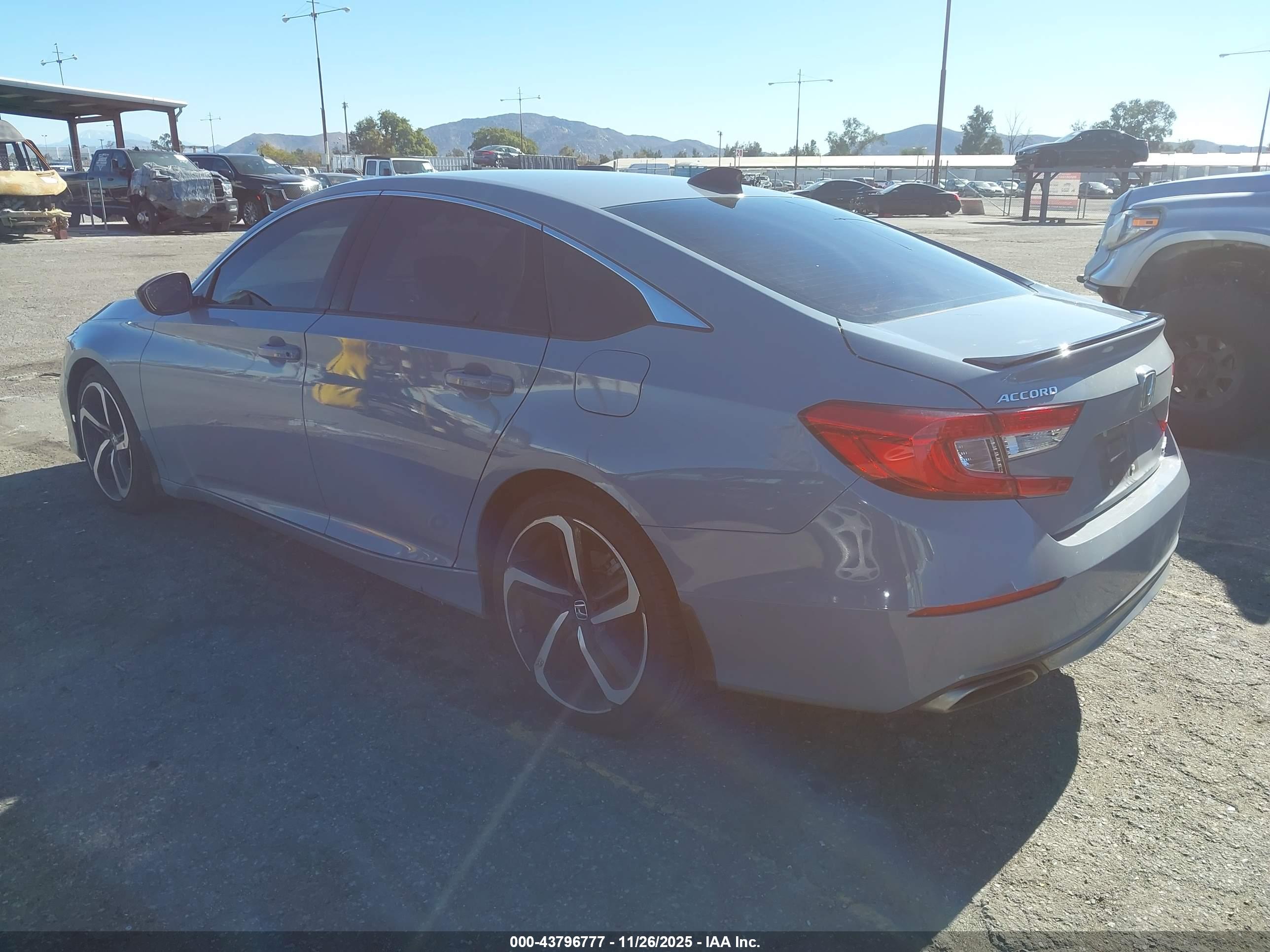 HONDA ACCORD image 3
