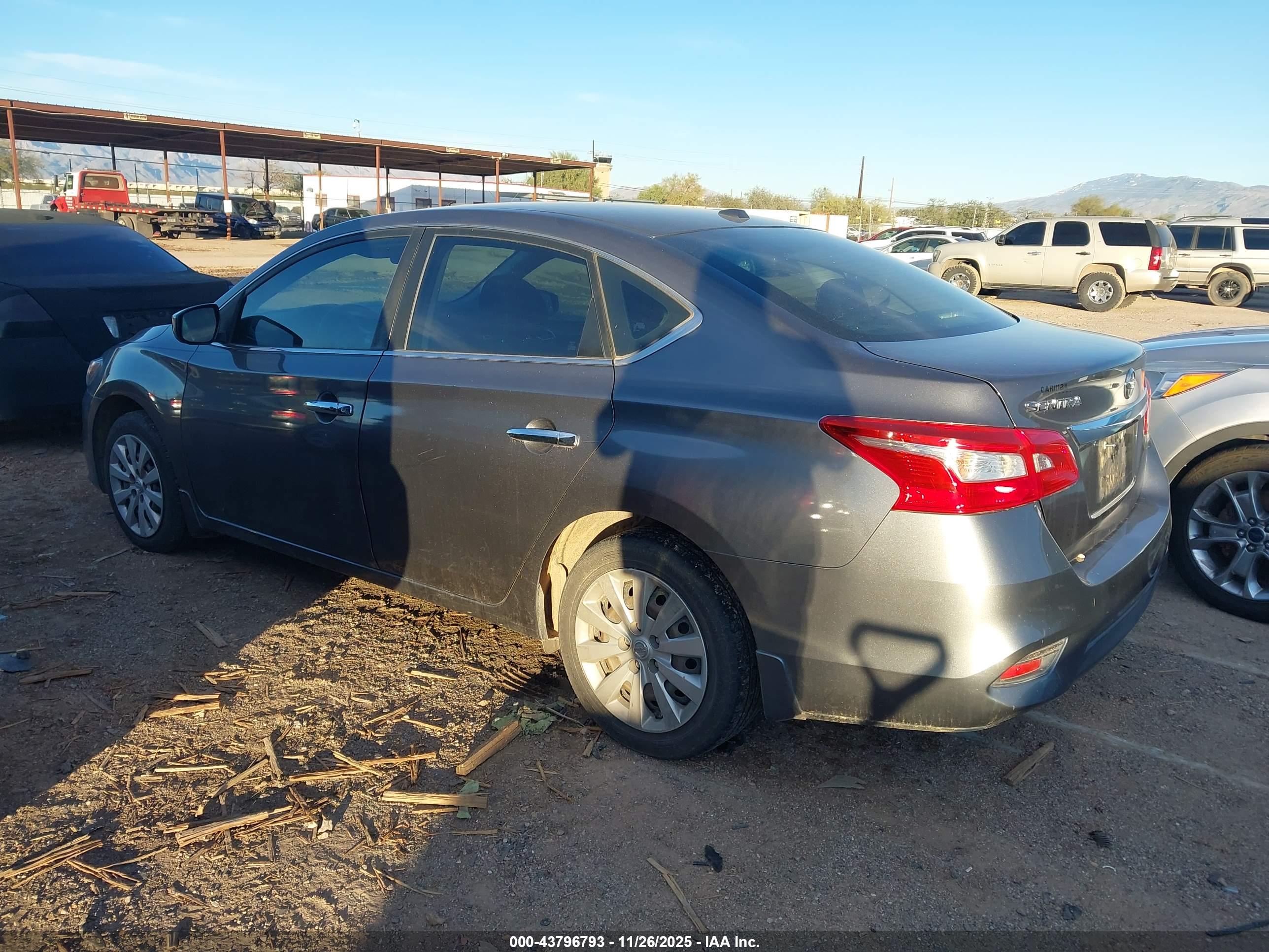 NISSAN SENTRA image 3
