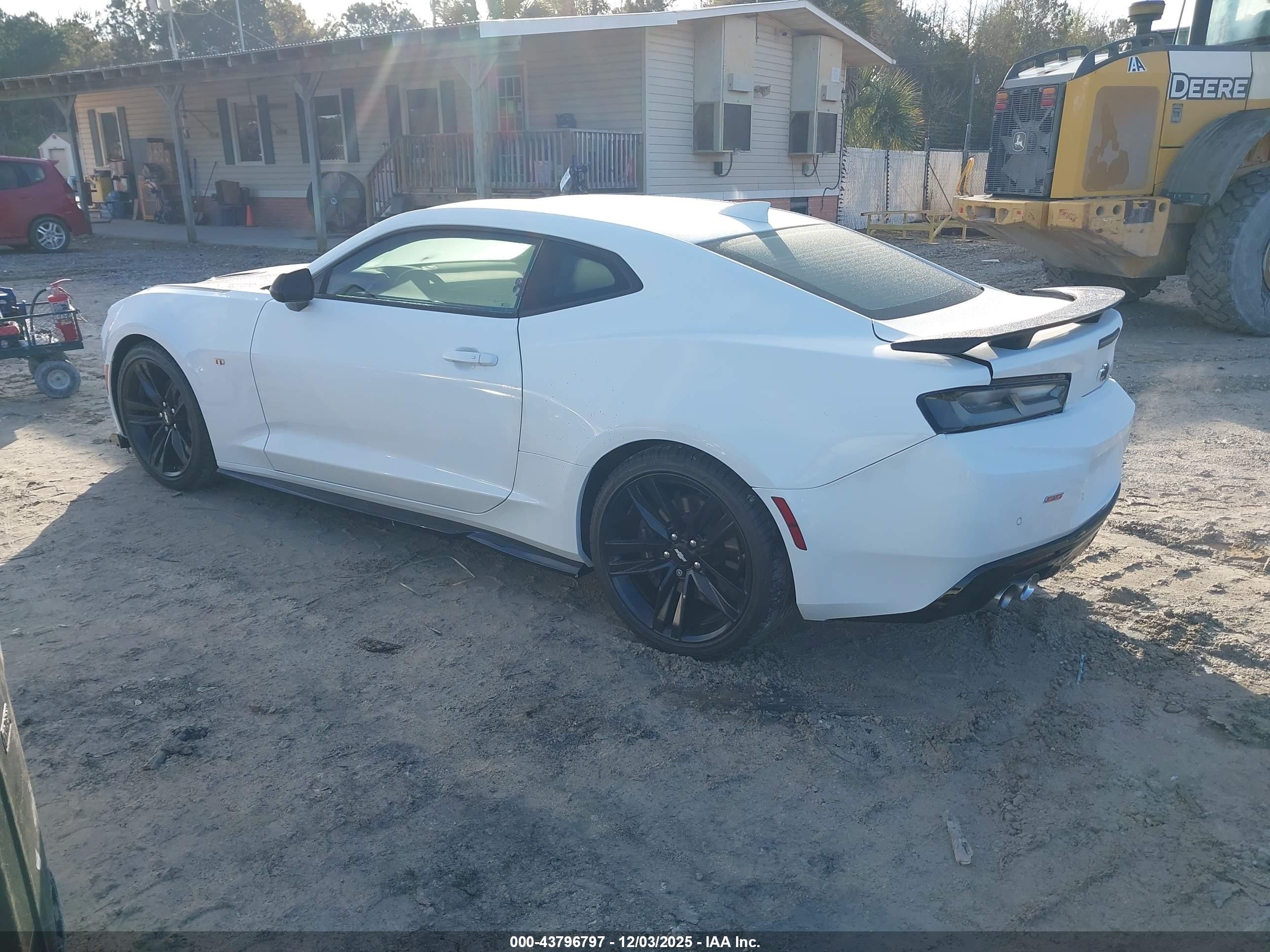 CHEVROLET CAMARO image 3