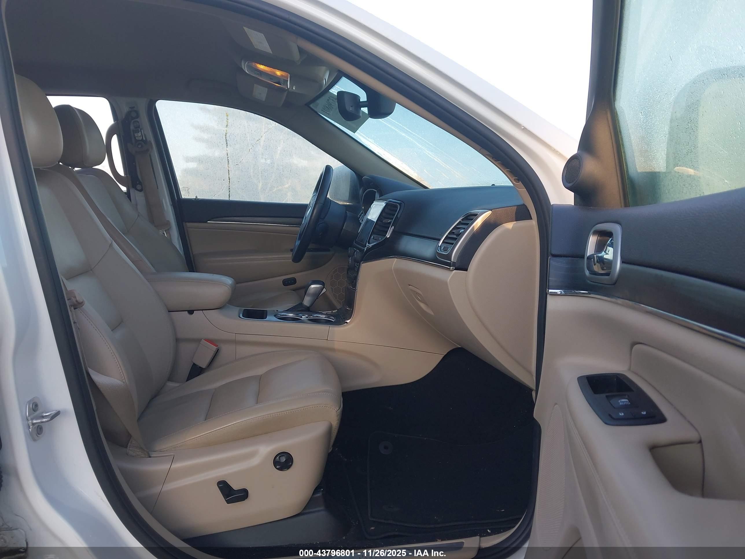 JEEP GRAND image 5