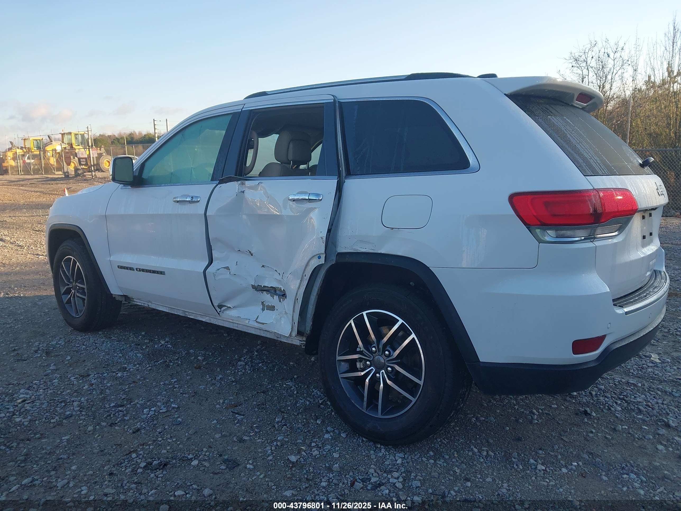 JEEP GRAND image 6