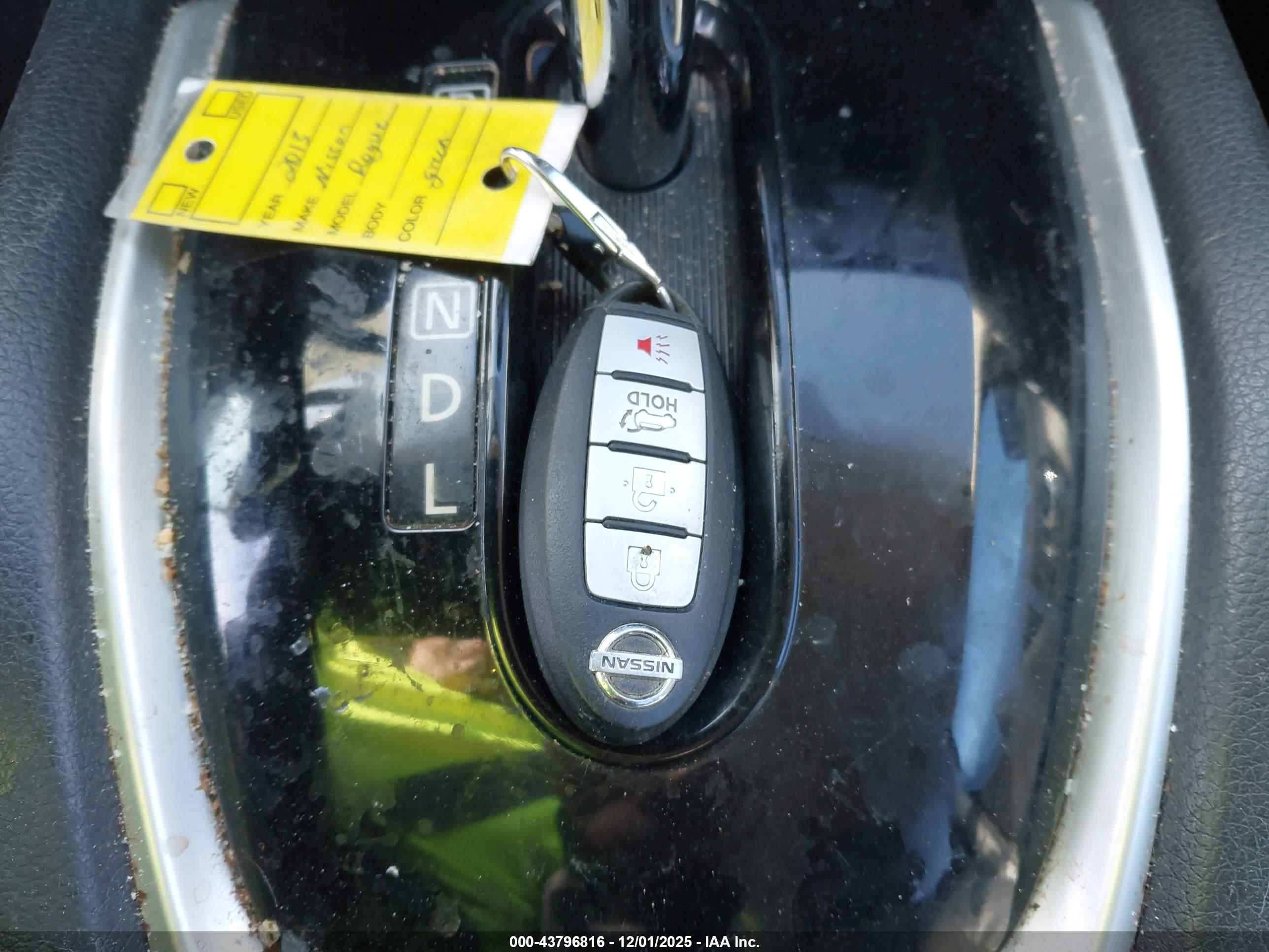 NISSAN ROGUE image 11