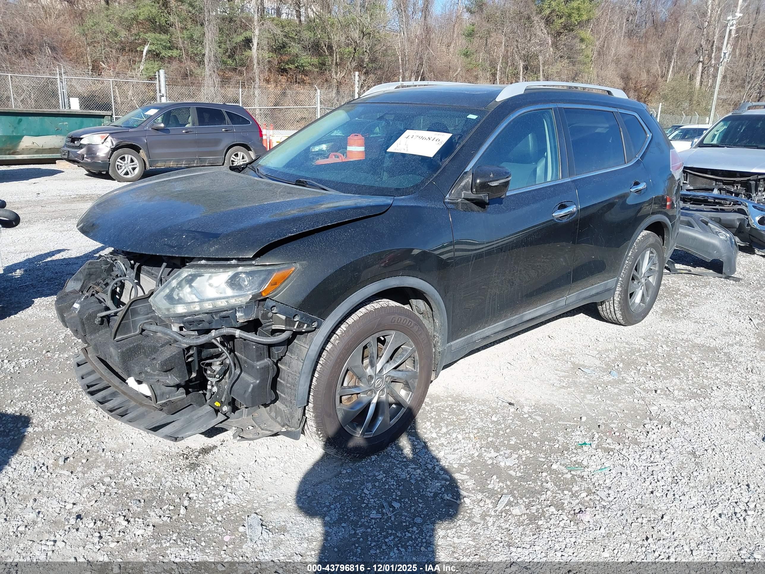NISSAN ROGUE image 2