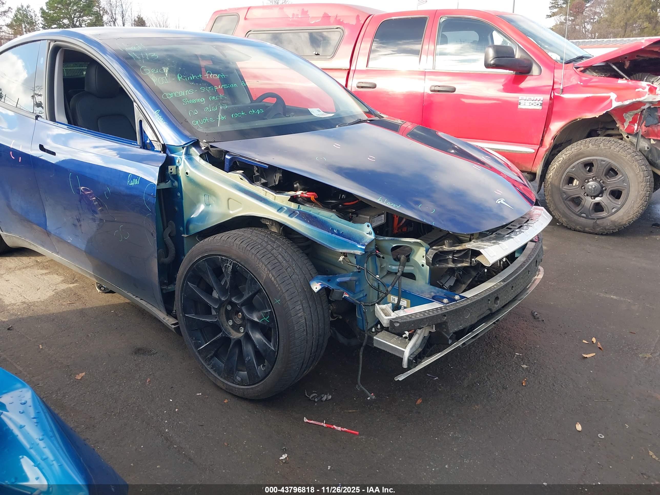 TESLA MODEL image 6