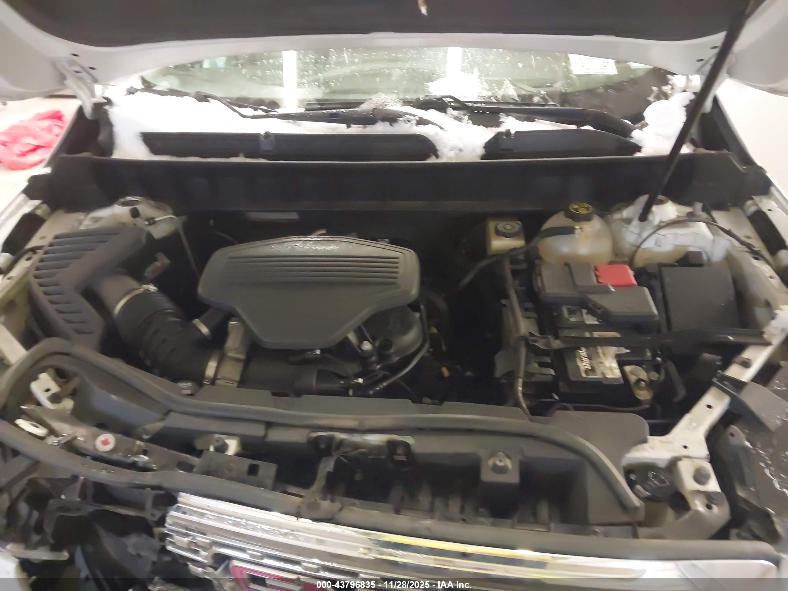 GMC ACADIA image 10