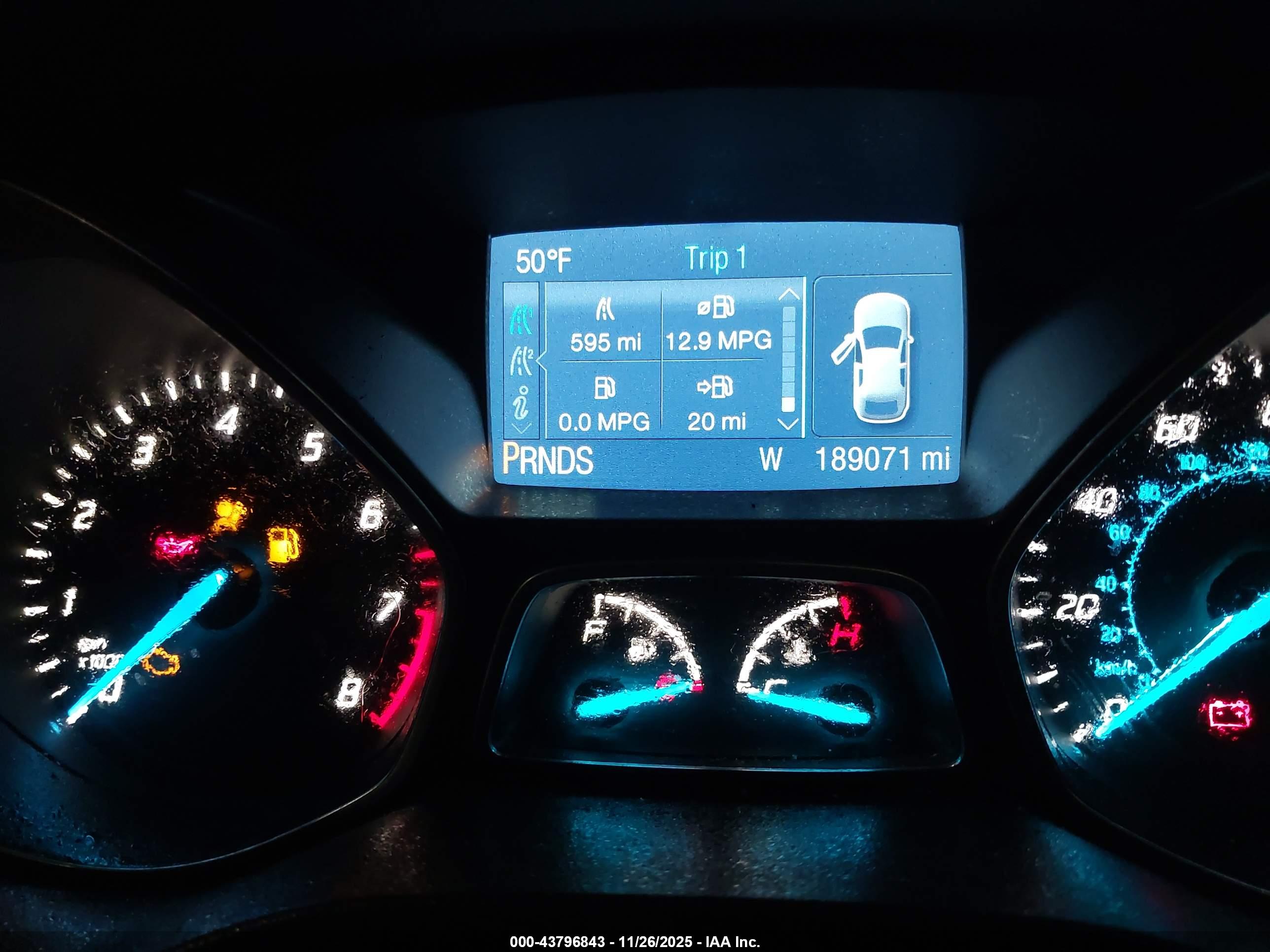 FORD ESCAPE image 7
