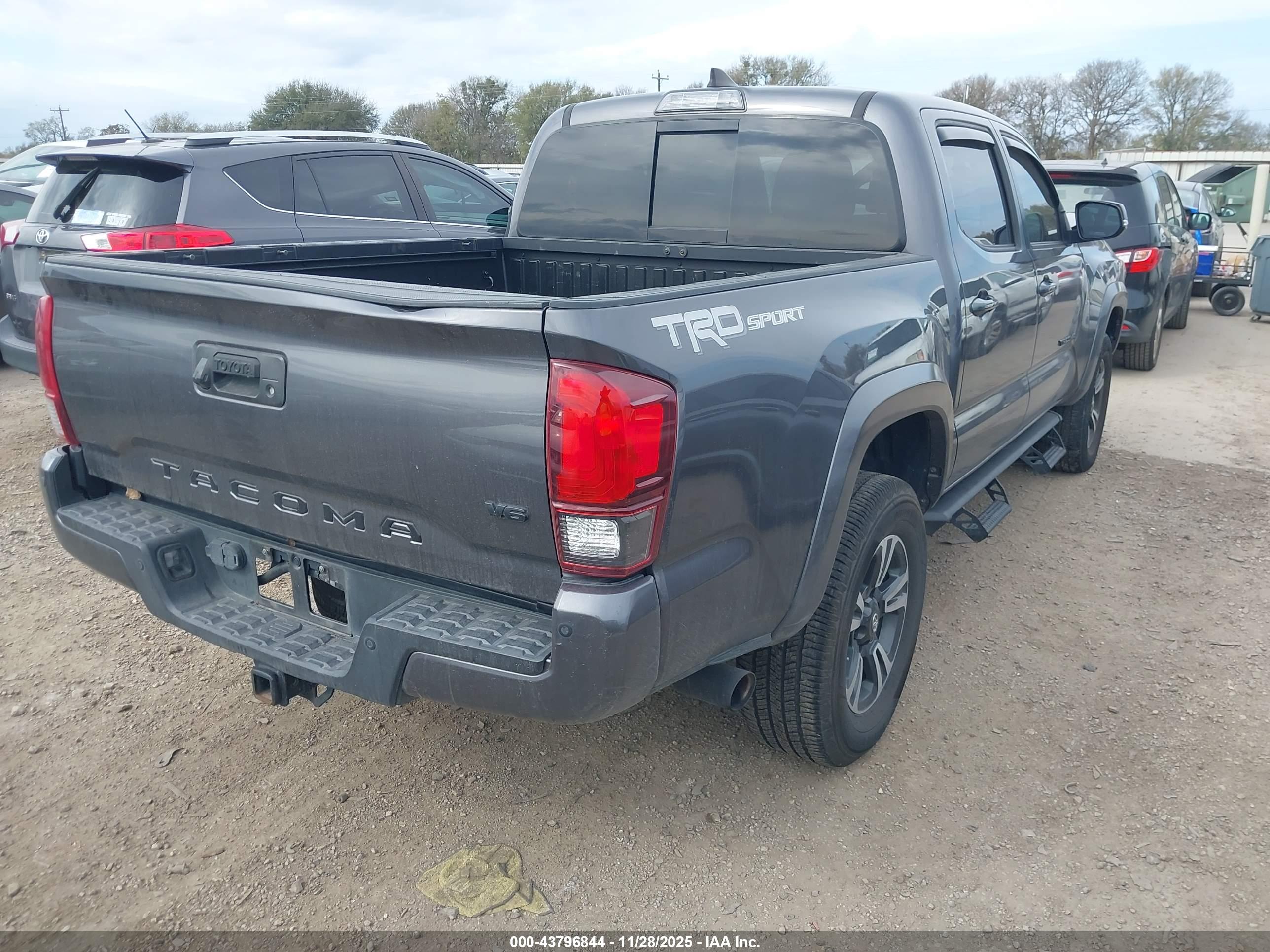 TOYOTA TACOMA image 4