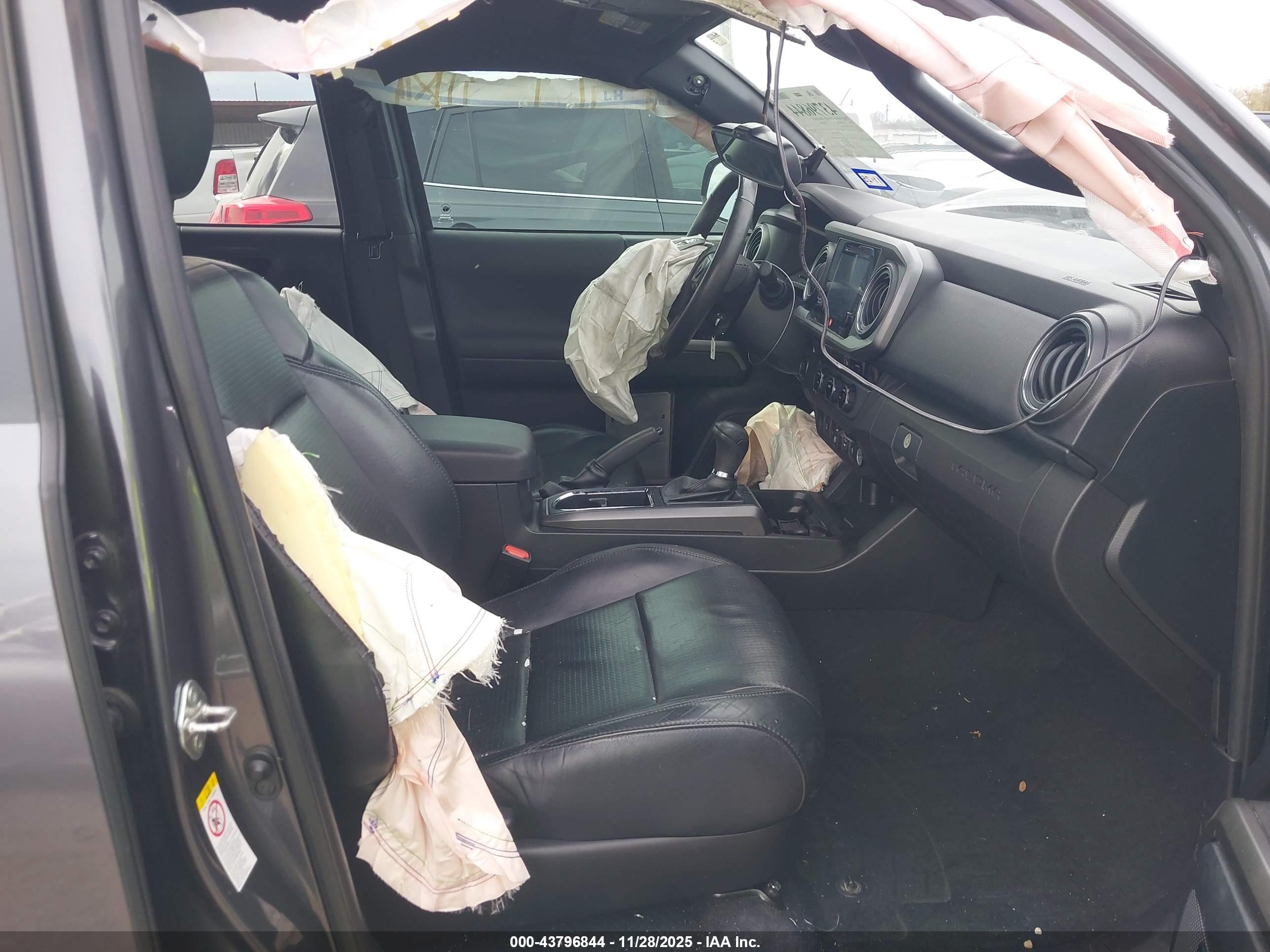 TOYOTA TACOMA image 5