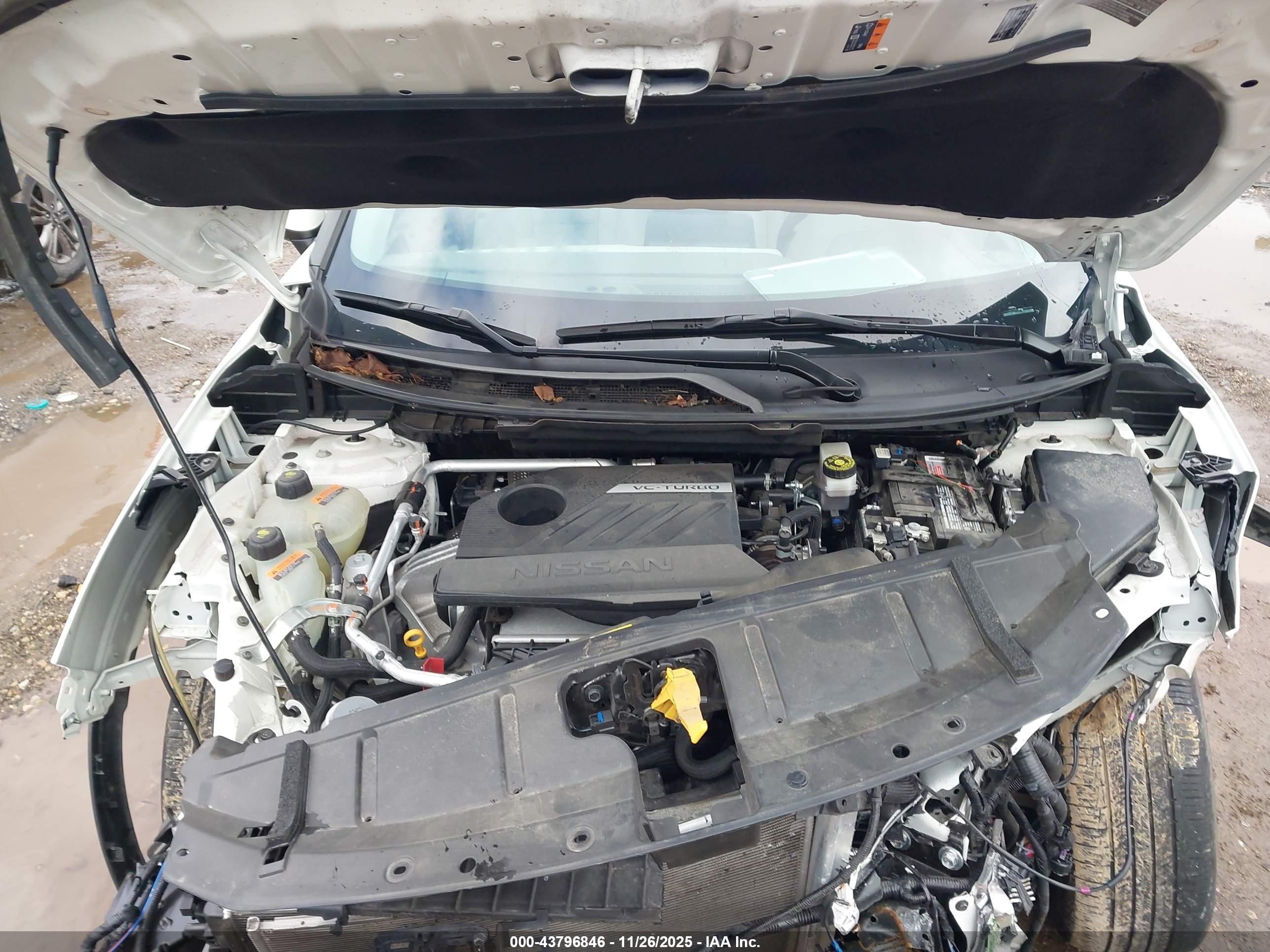 NISSAN ROGUE image 10