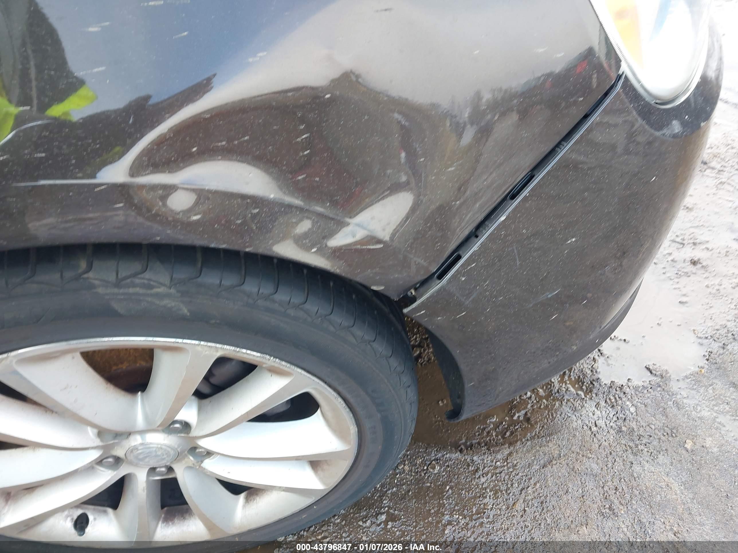 BUICK VERANO image 6