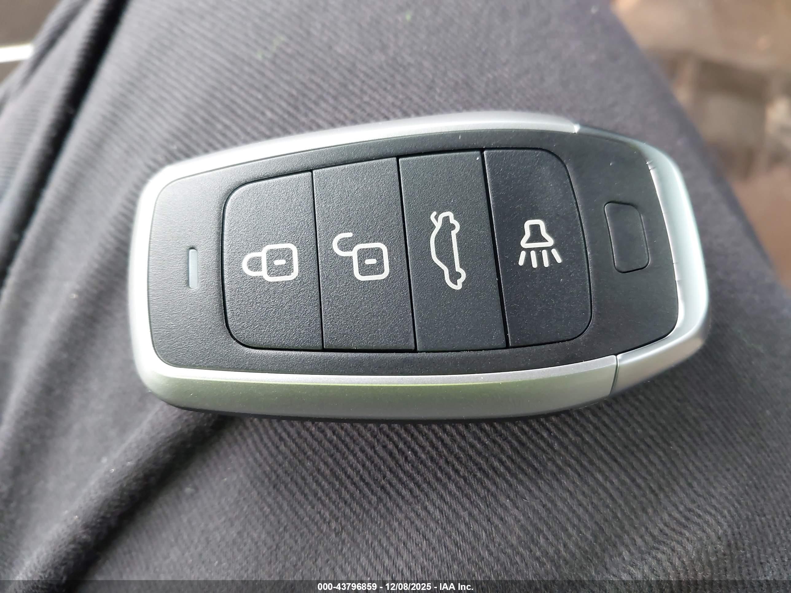 BUICK VERANO image 11