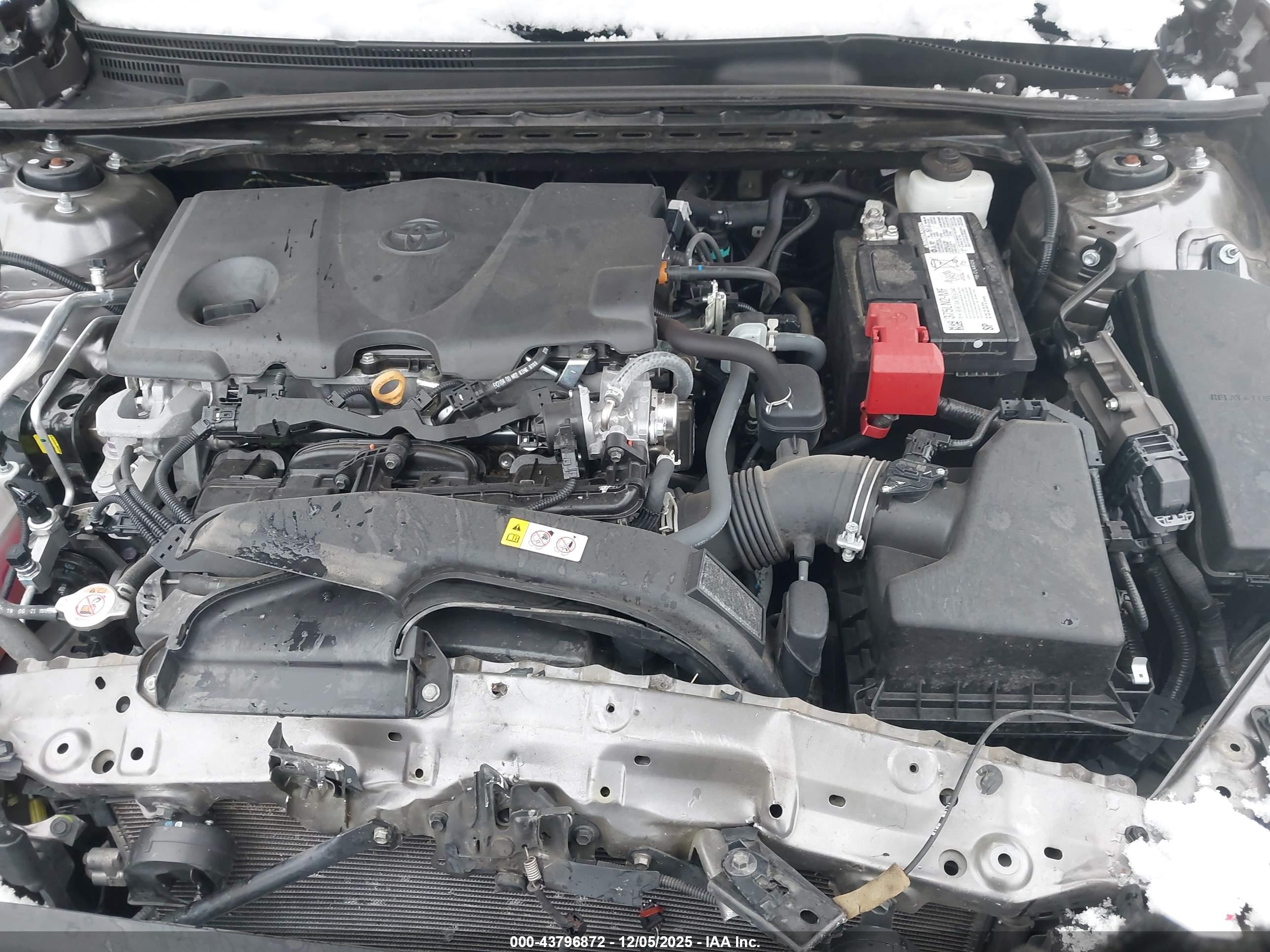 TOYOTA CAMRY image 10