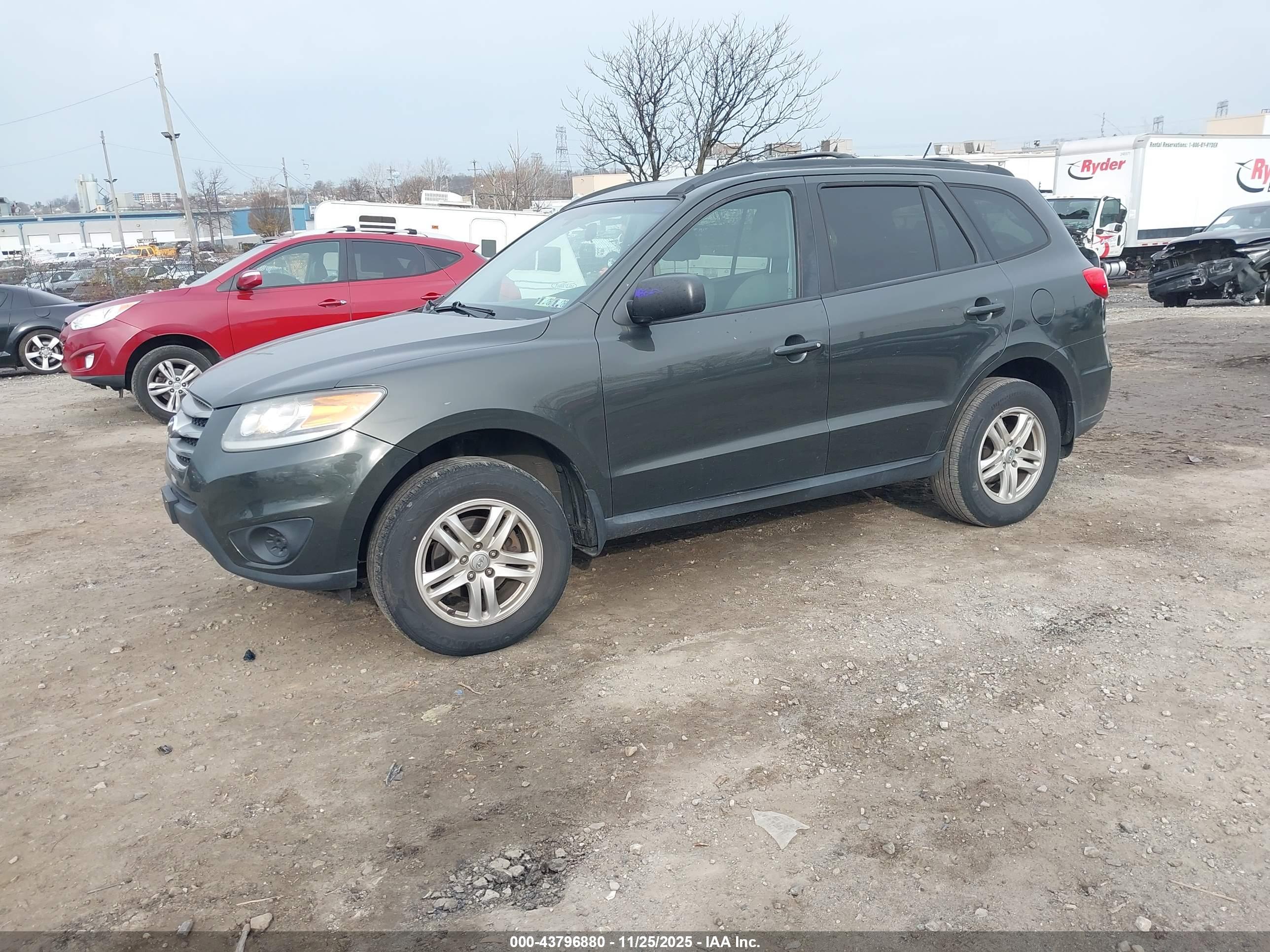 HYUNDAI SANTA image 2
