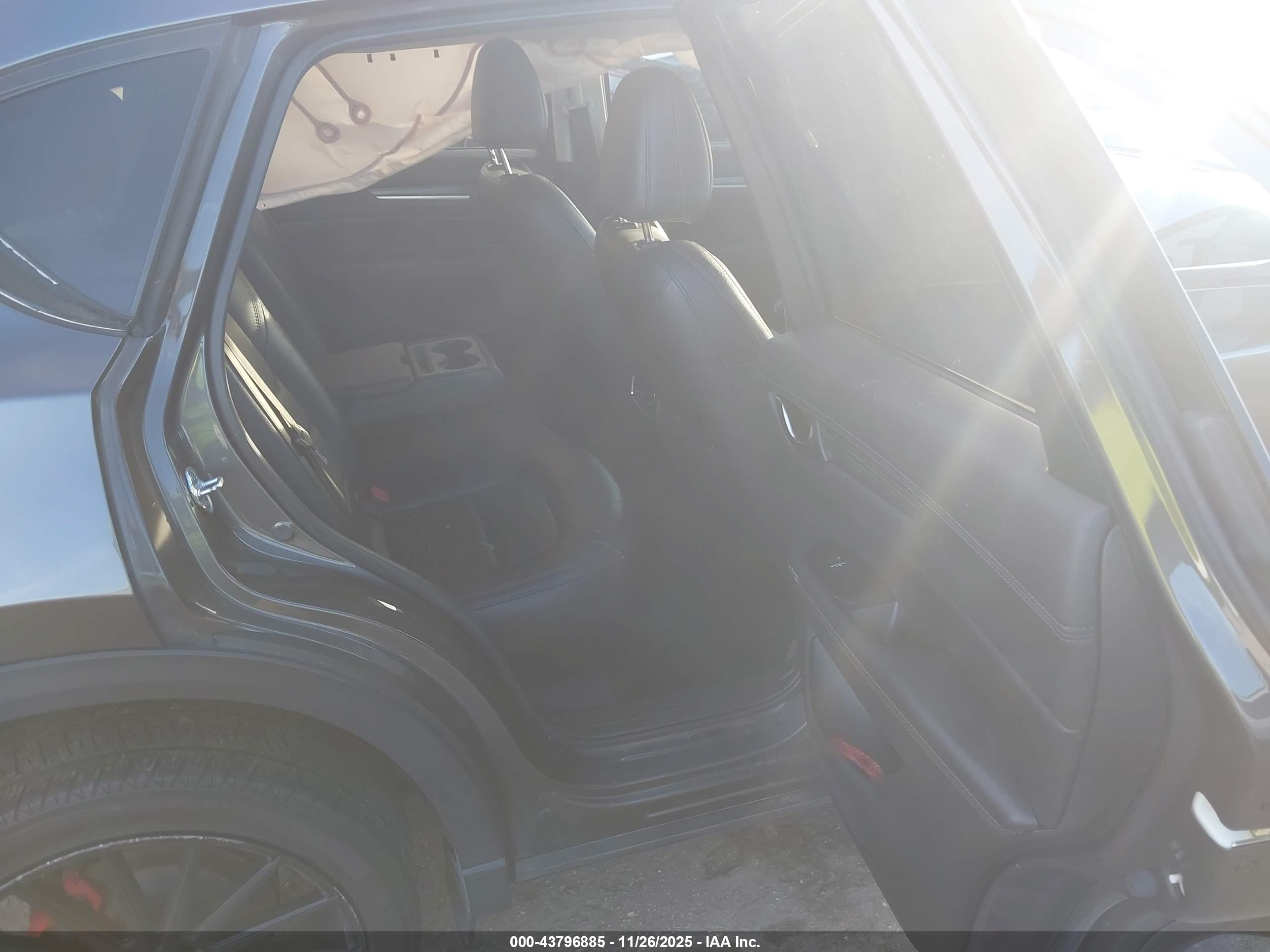 MAZDA CX-5 image 8