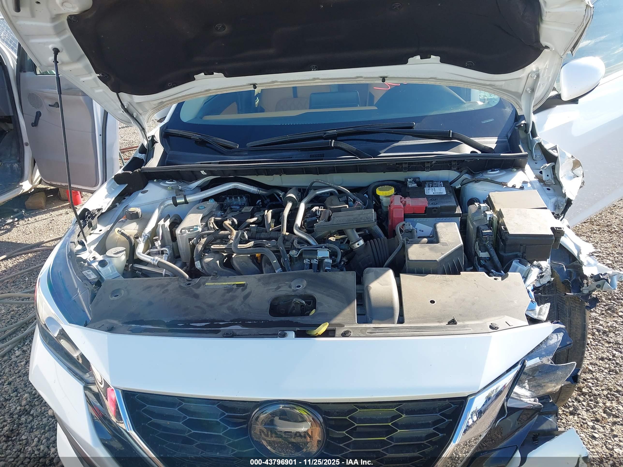 NISSAN SENTRA image 10