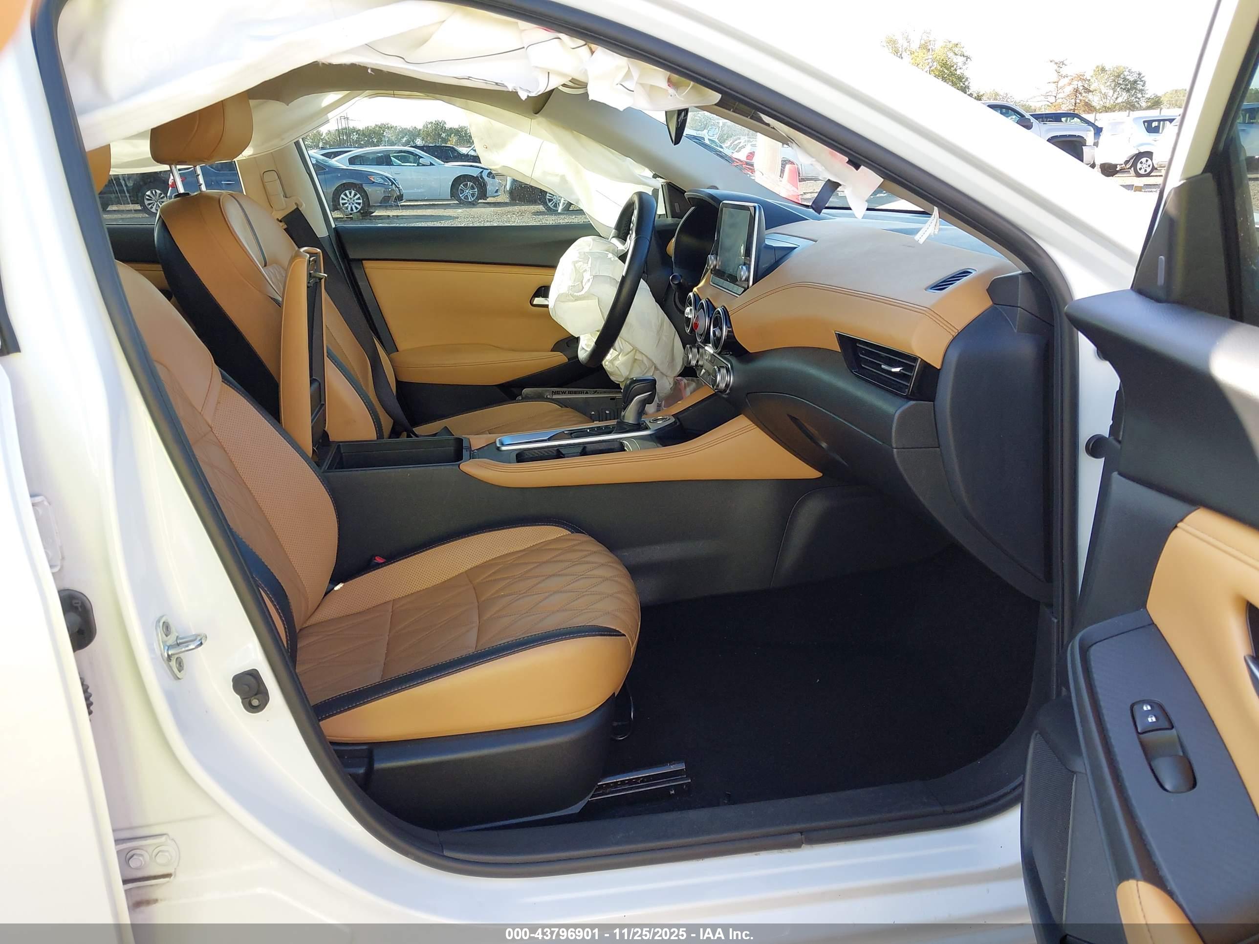 NISSAN SENTRA image 5