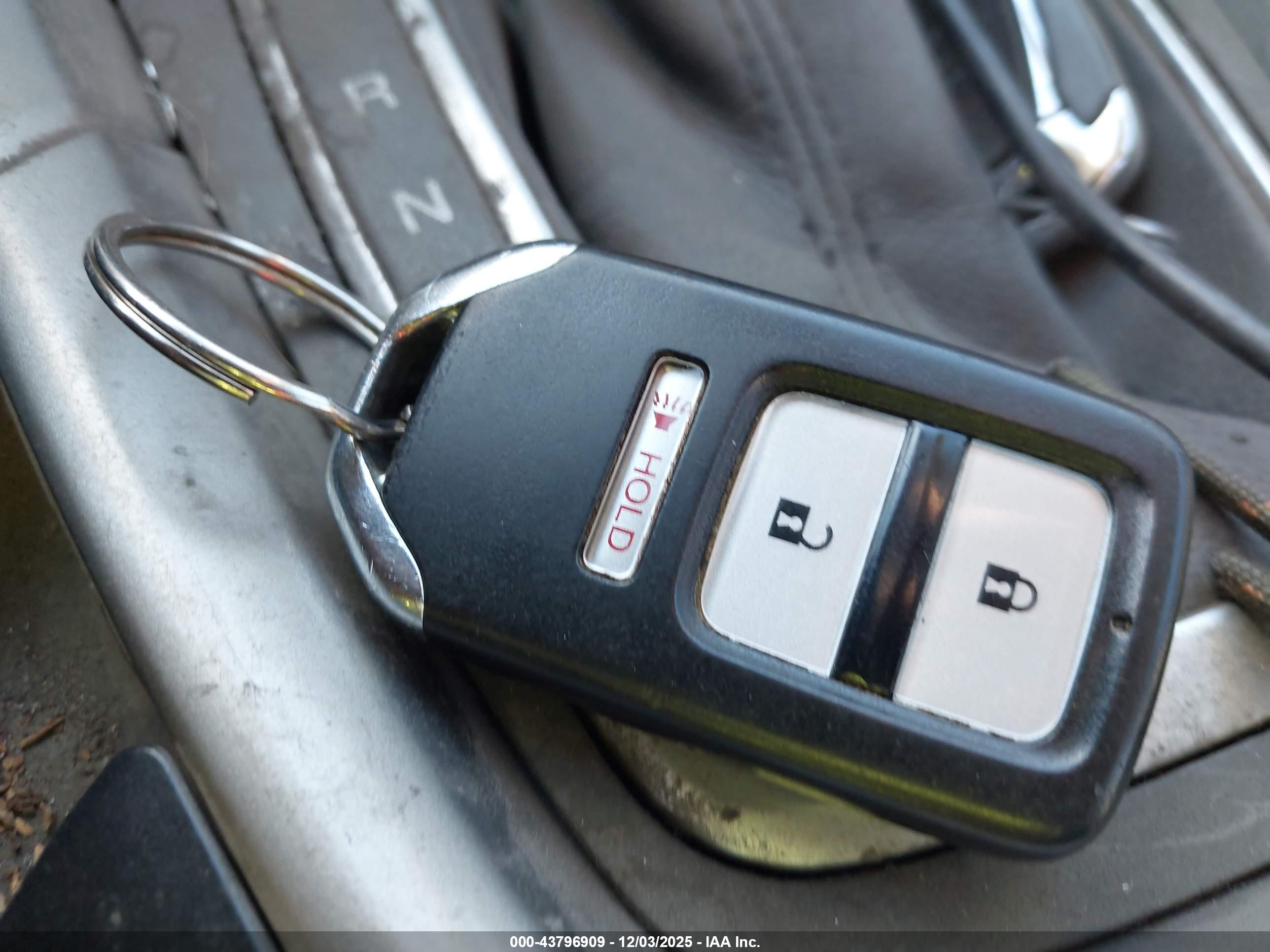 HONDA FIT image 11