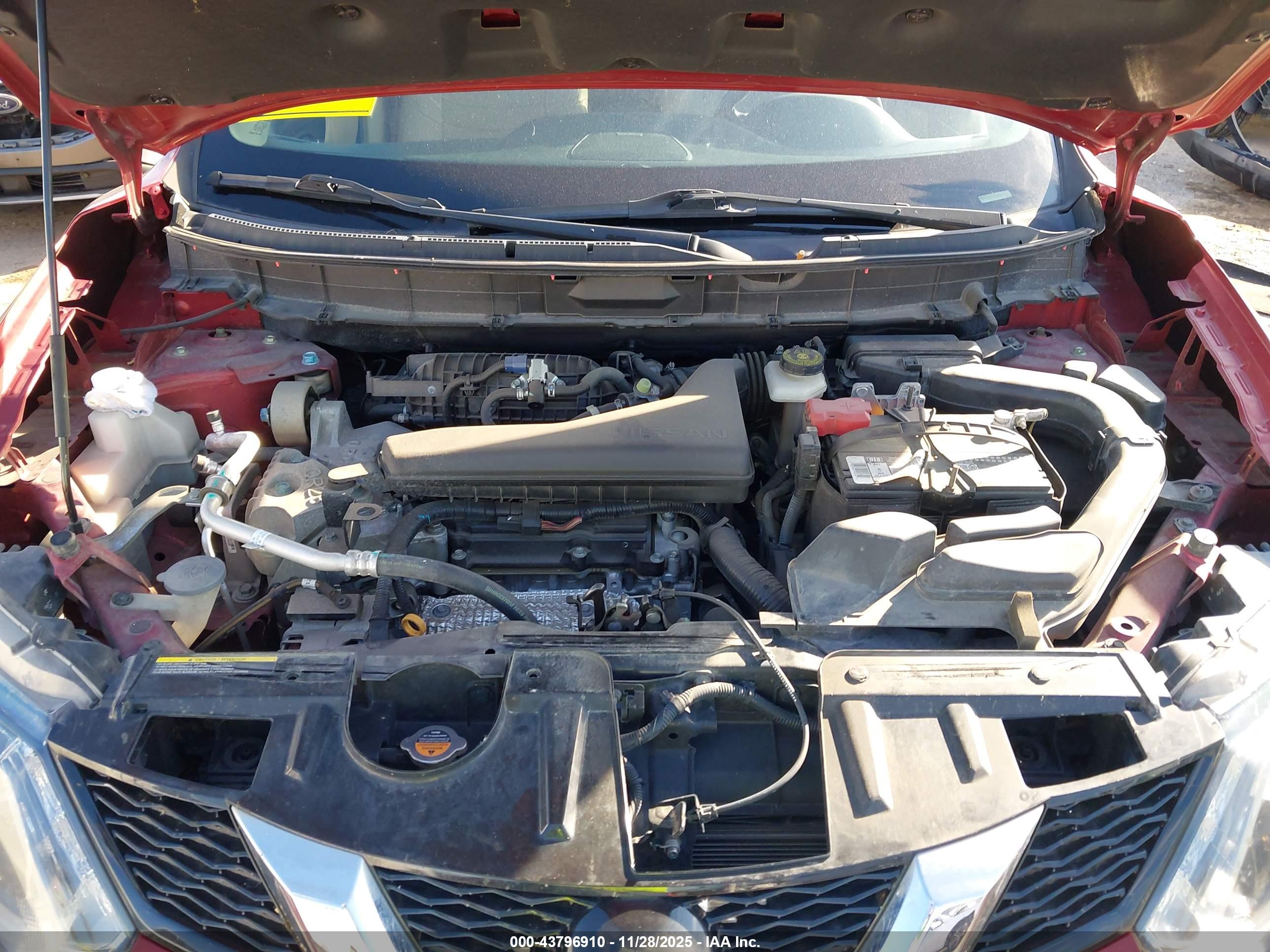 NISSAN ROGUE image 10