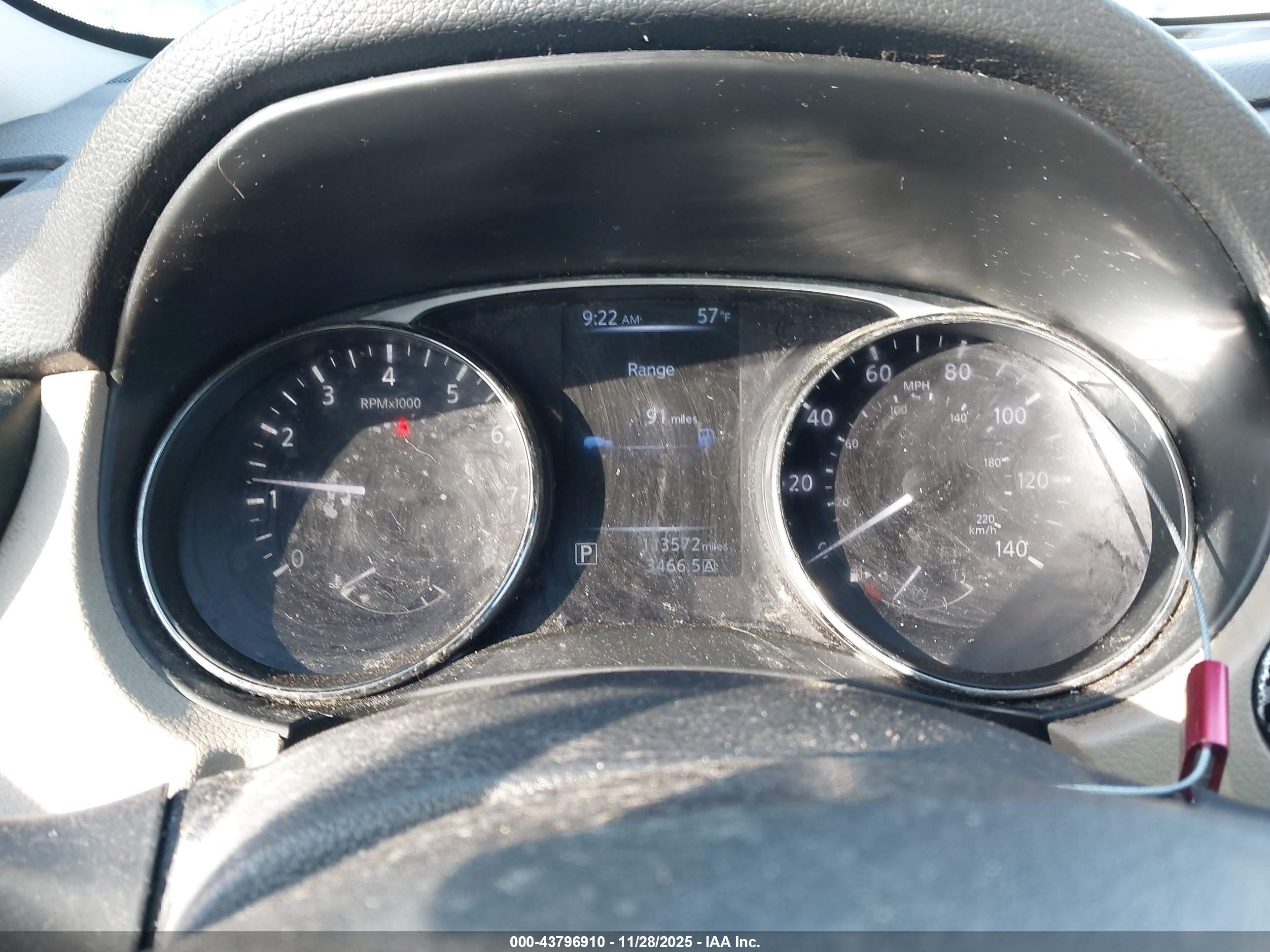 NISSAN ROGUE image 7