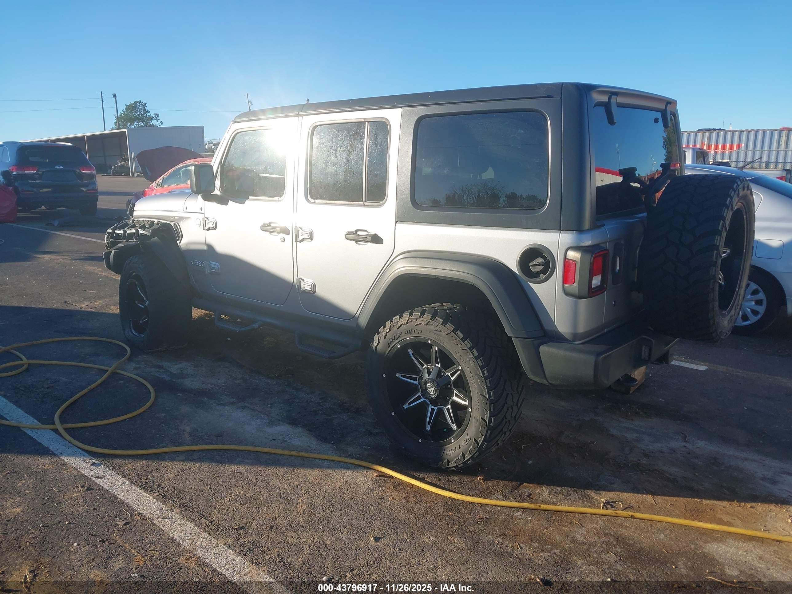 JEEP WRANGLER image 3