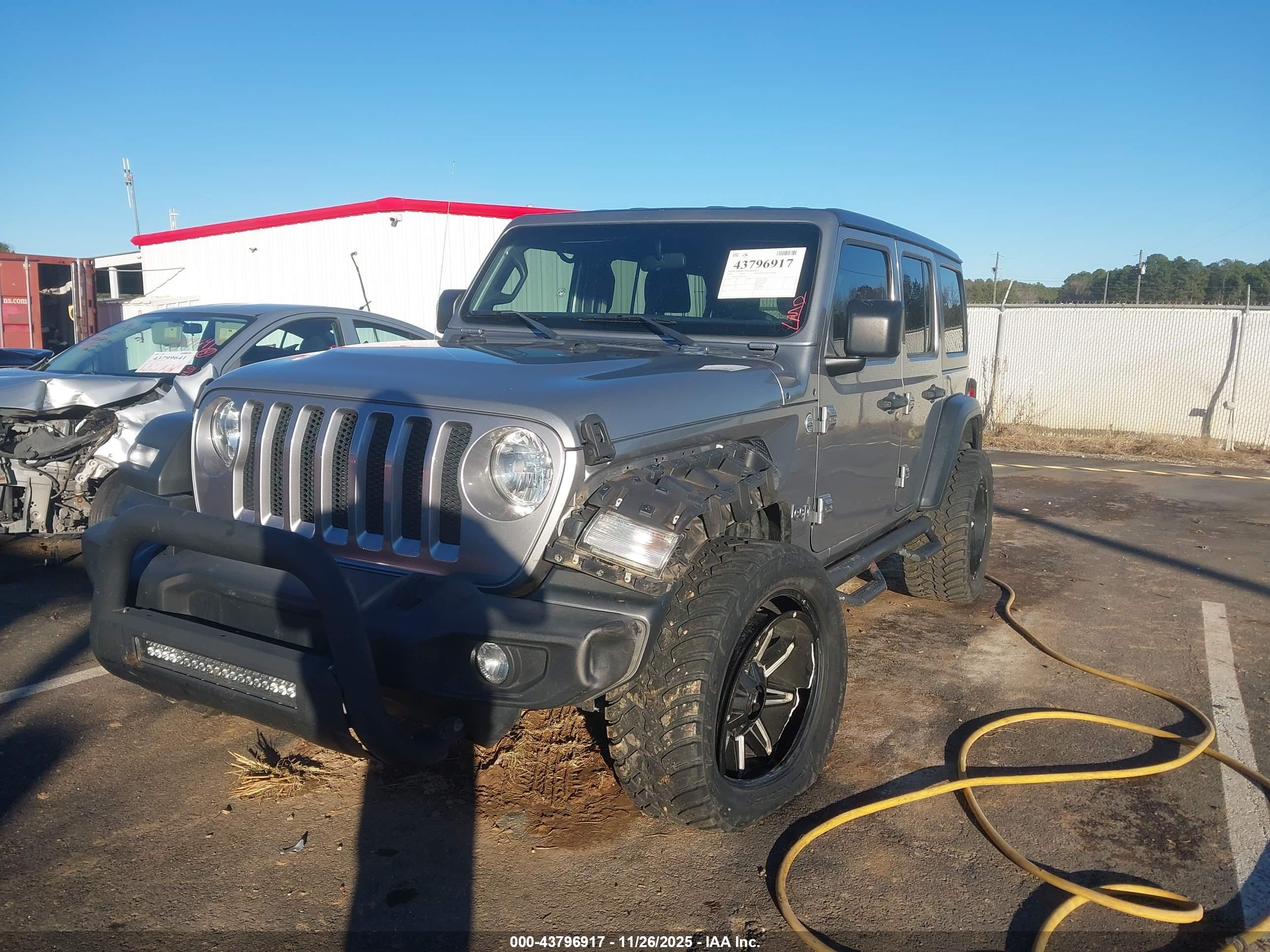 JEEP WRANGLER image 6