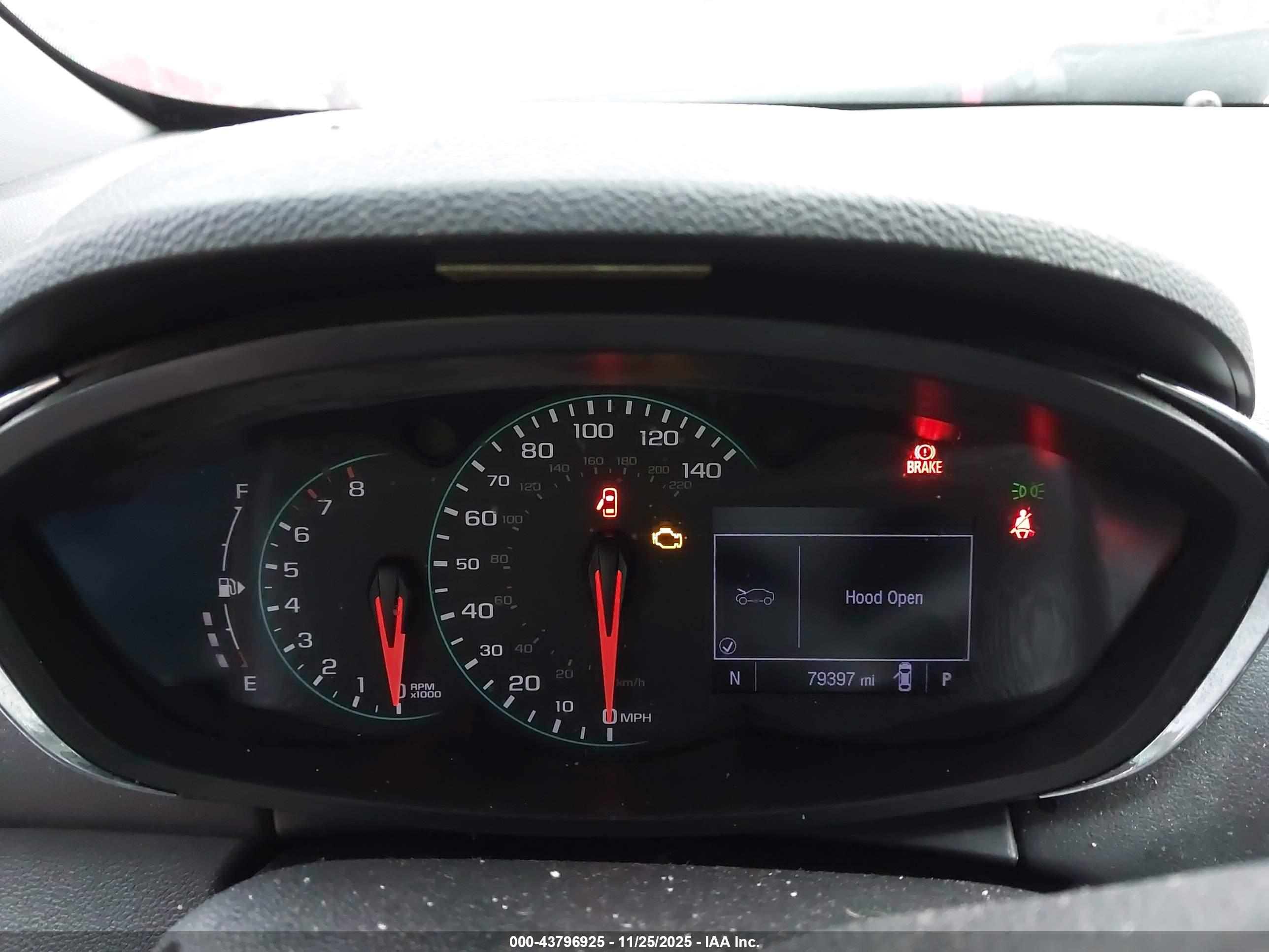 CHEVROLET TRAX image 7
