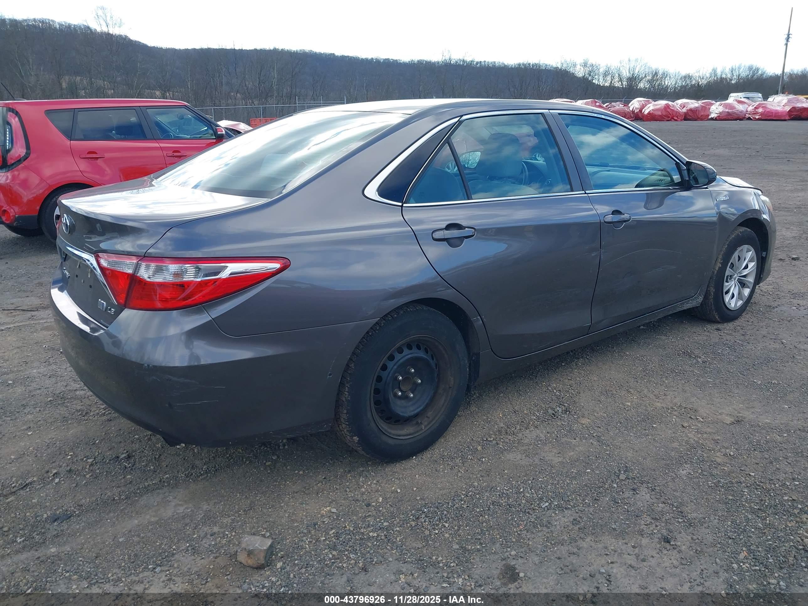 TOYOTA CAMRY image 4
