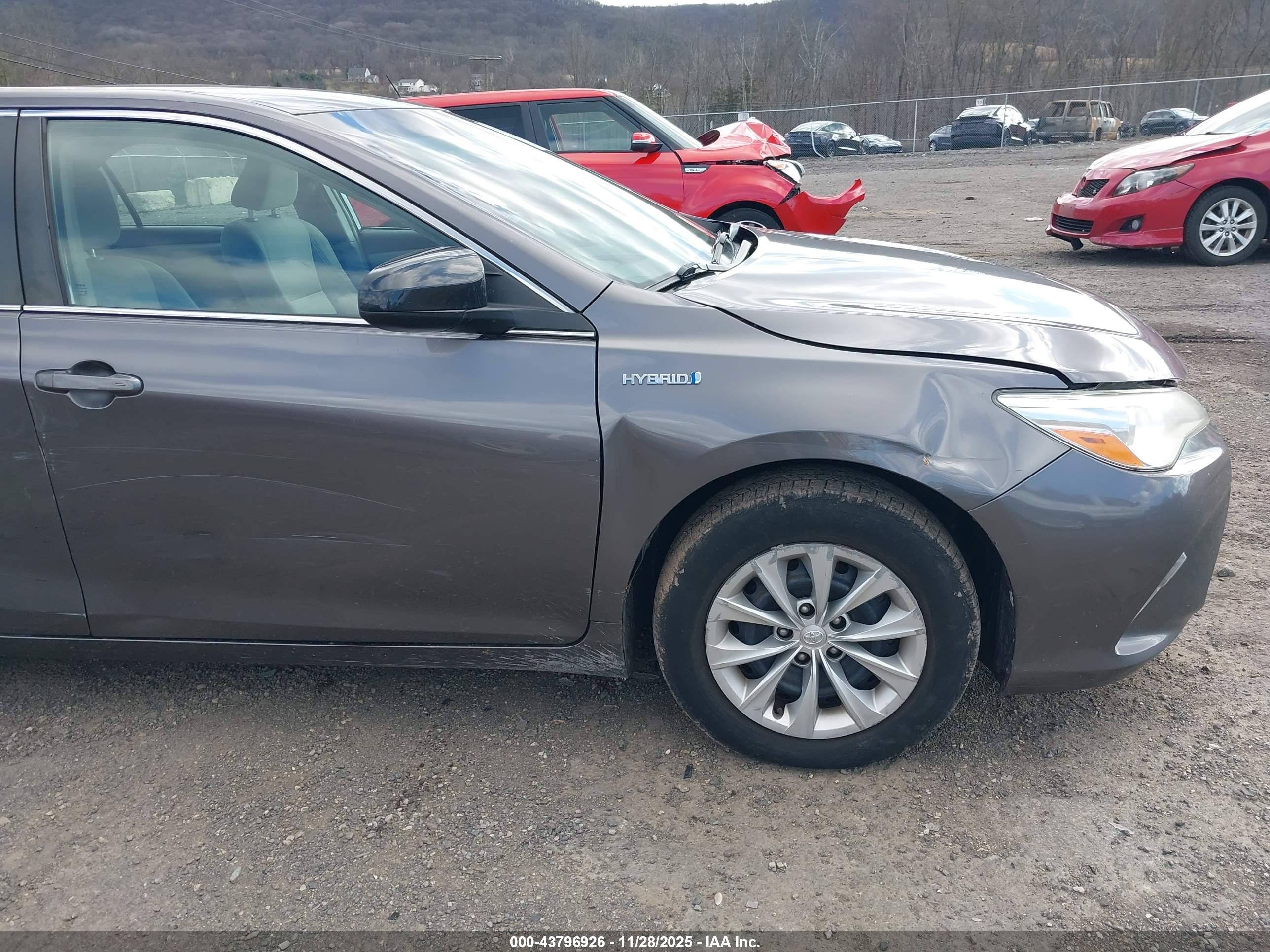 TOYOTA CAMRY image 6